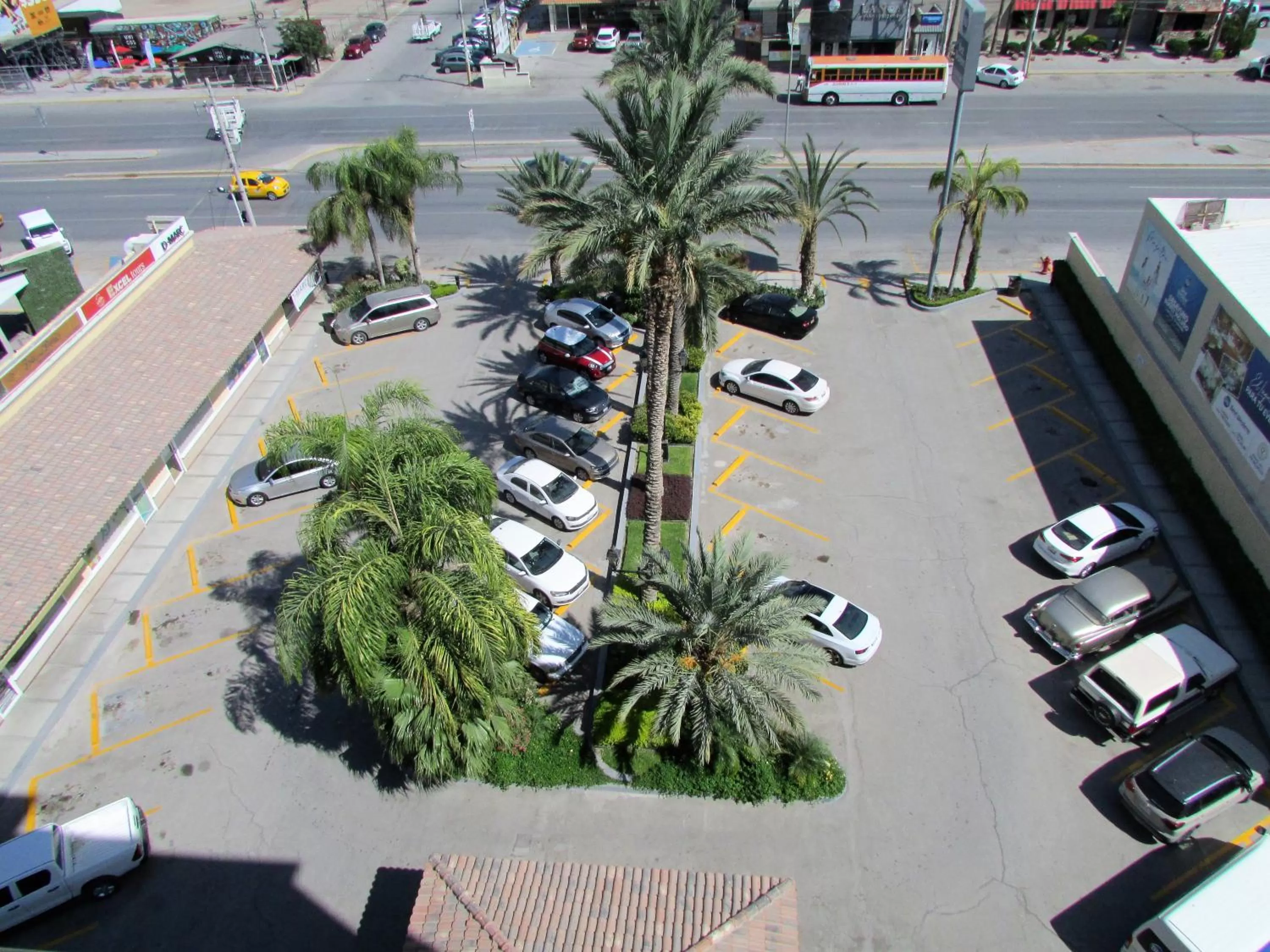 Parking in Best Western Hotel Posada Del Rio Express