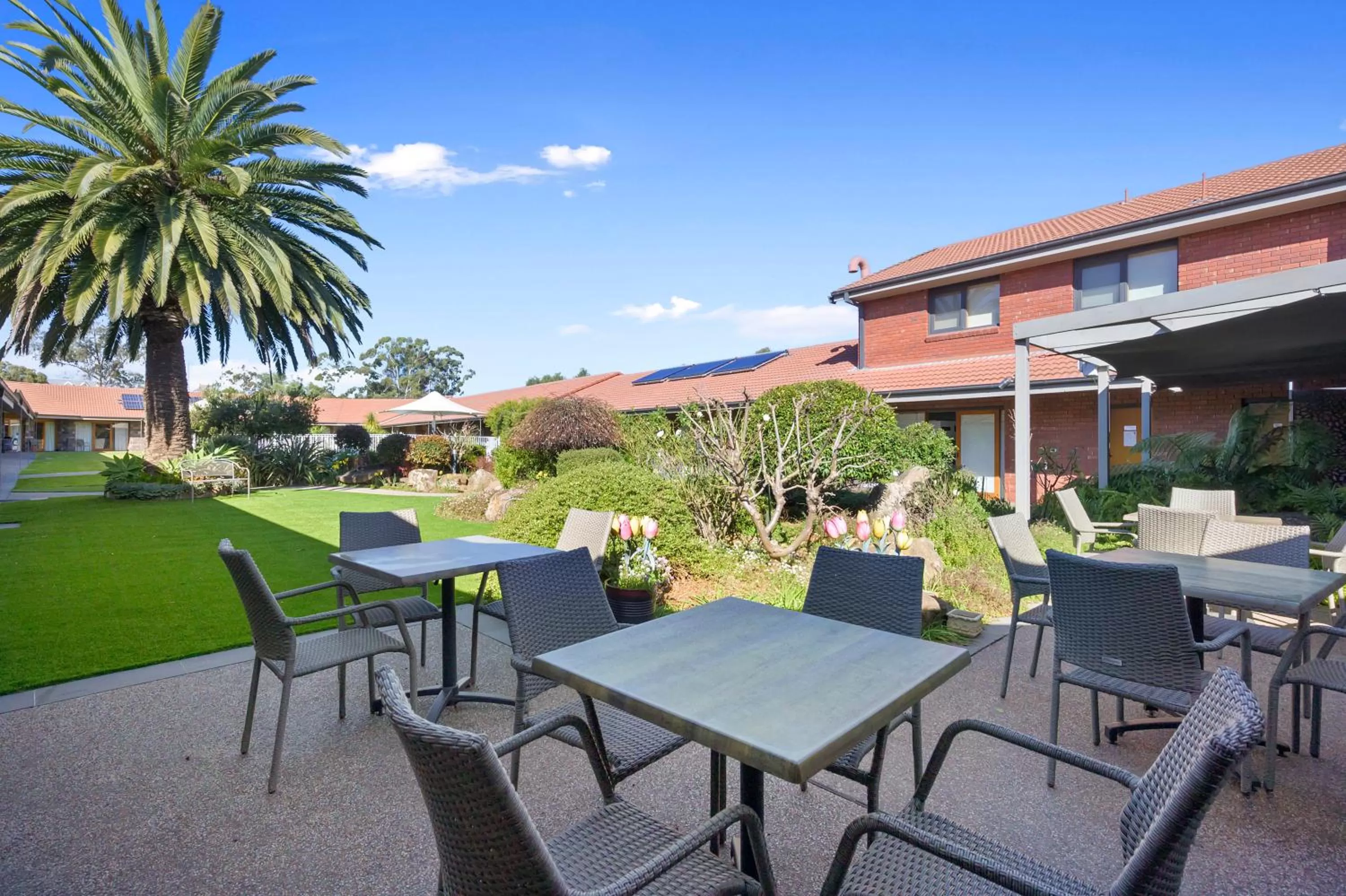 Inner courtyard view in Julie-Anna, Bendigo