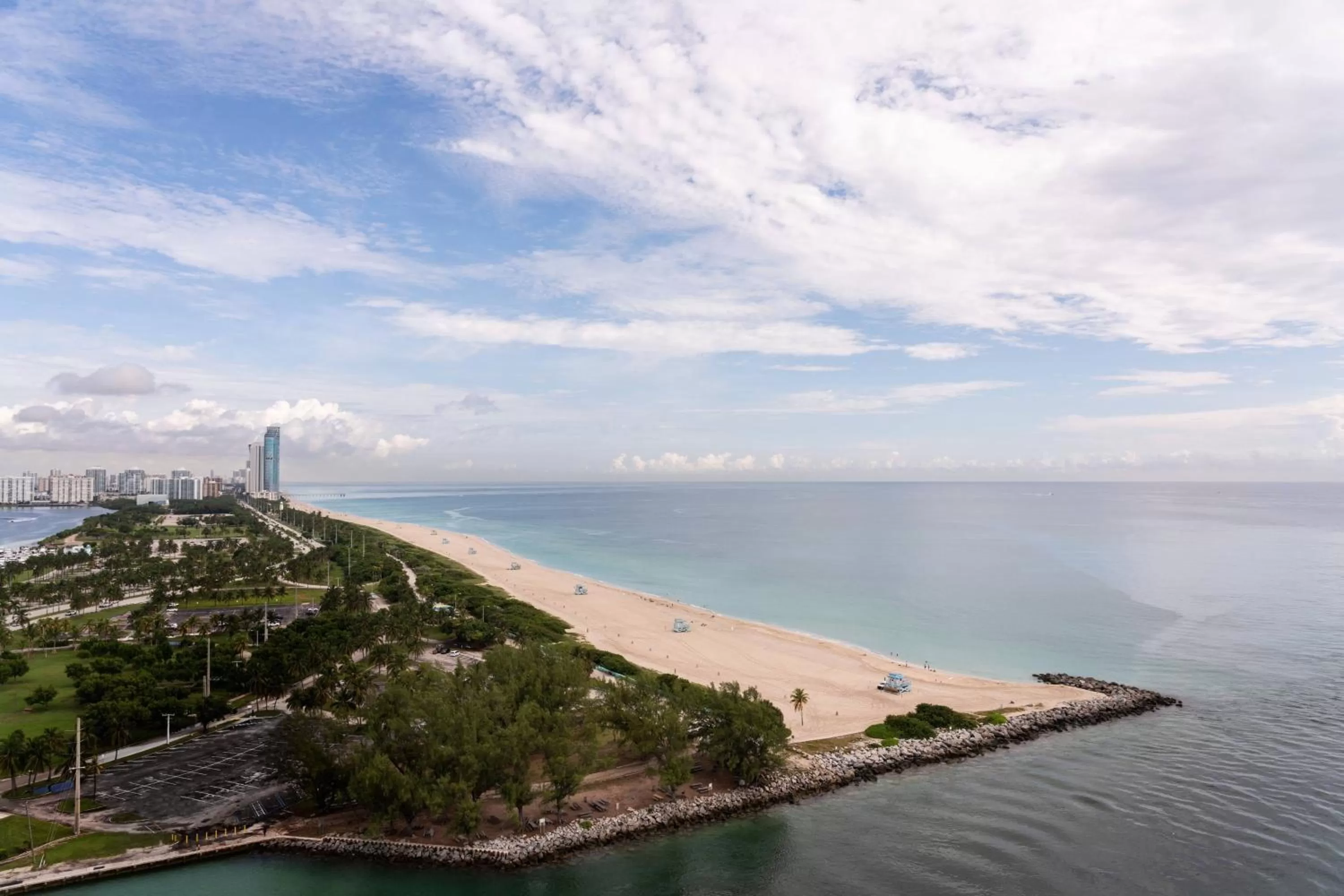 Ocean View 2 Bedroom Suite, Bedroom 1: 1 King, Bedroom 2: 2 Queen in The Ritz-Carlton Bal Harbour, Miami