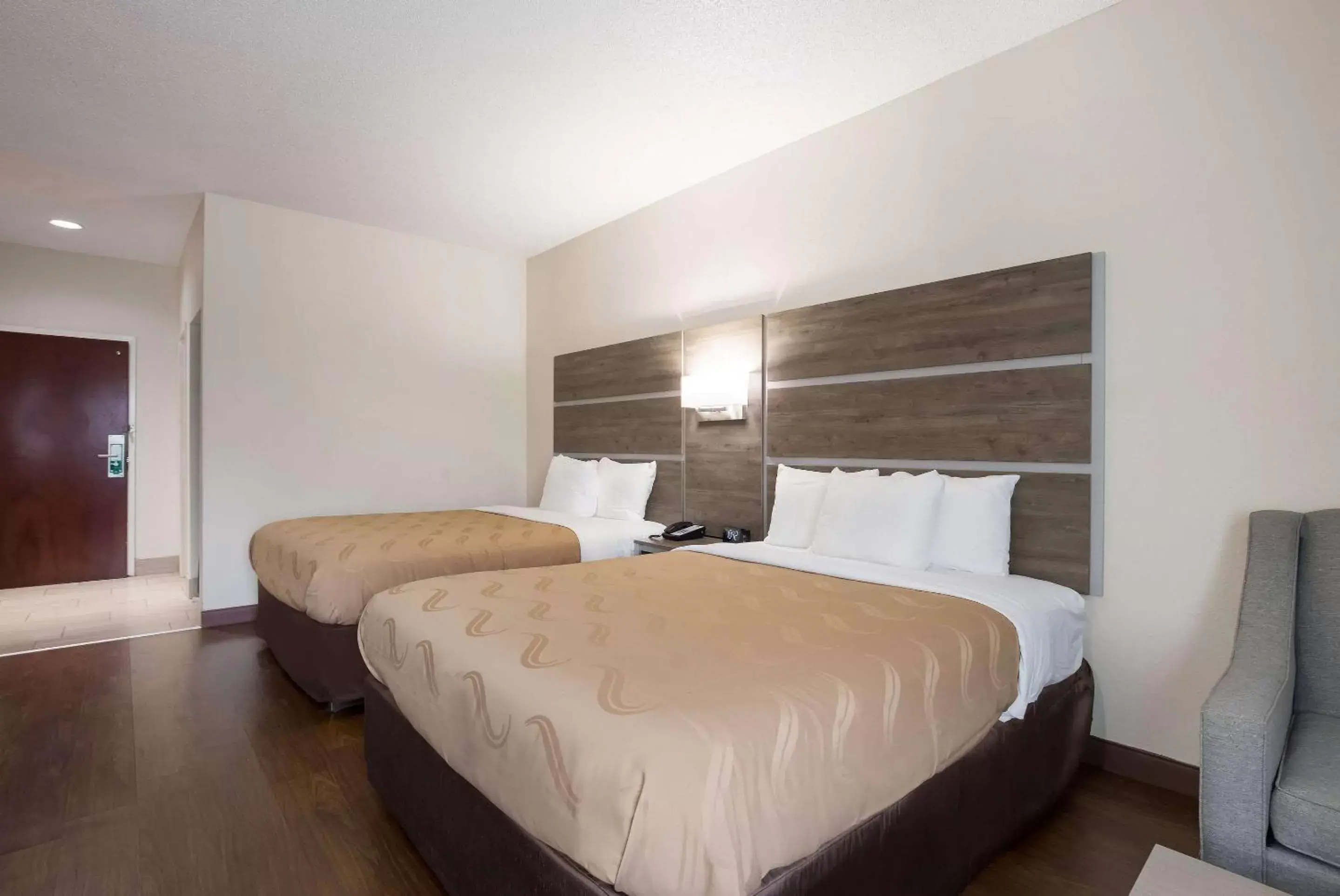 Bedroom, Bed in Quality Inn Thomasville-Northpark