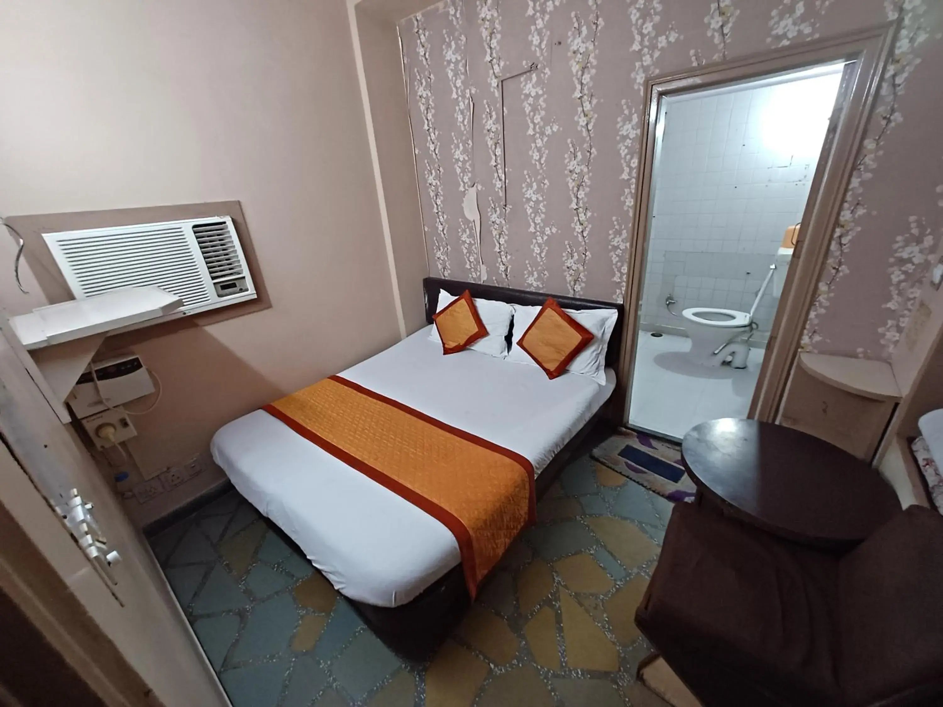 Bedroom, Bed in Kailash Hotel Bedroom, Bed in Kailash Hotel