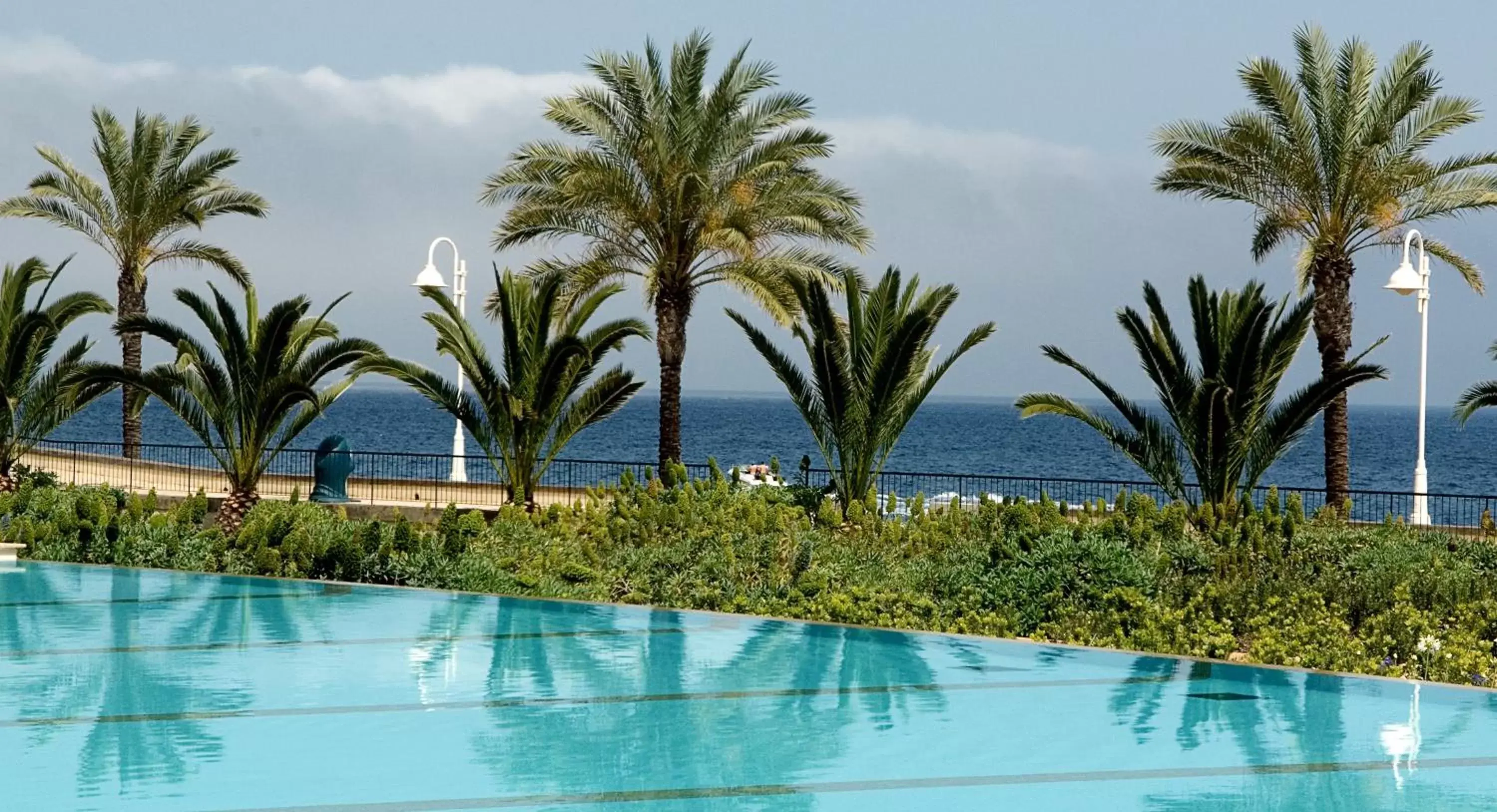 View (from property/room), Swimming Pool in Vila Gale Santa Cruz