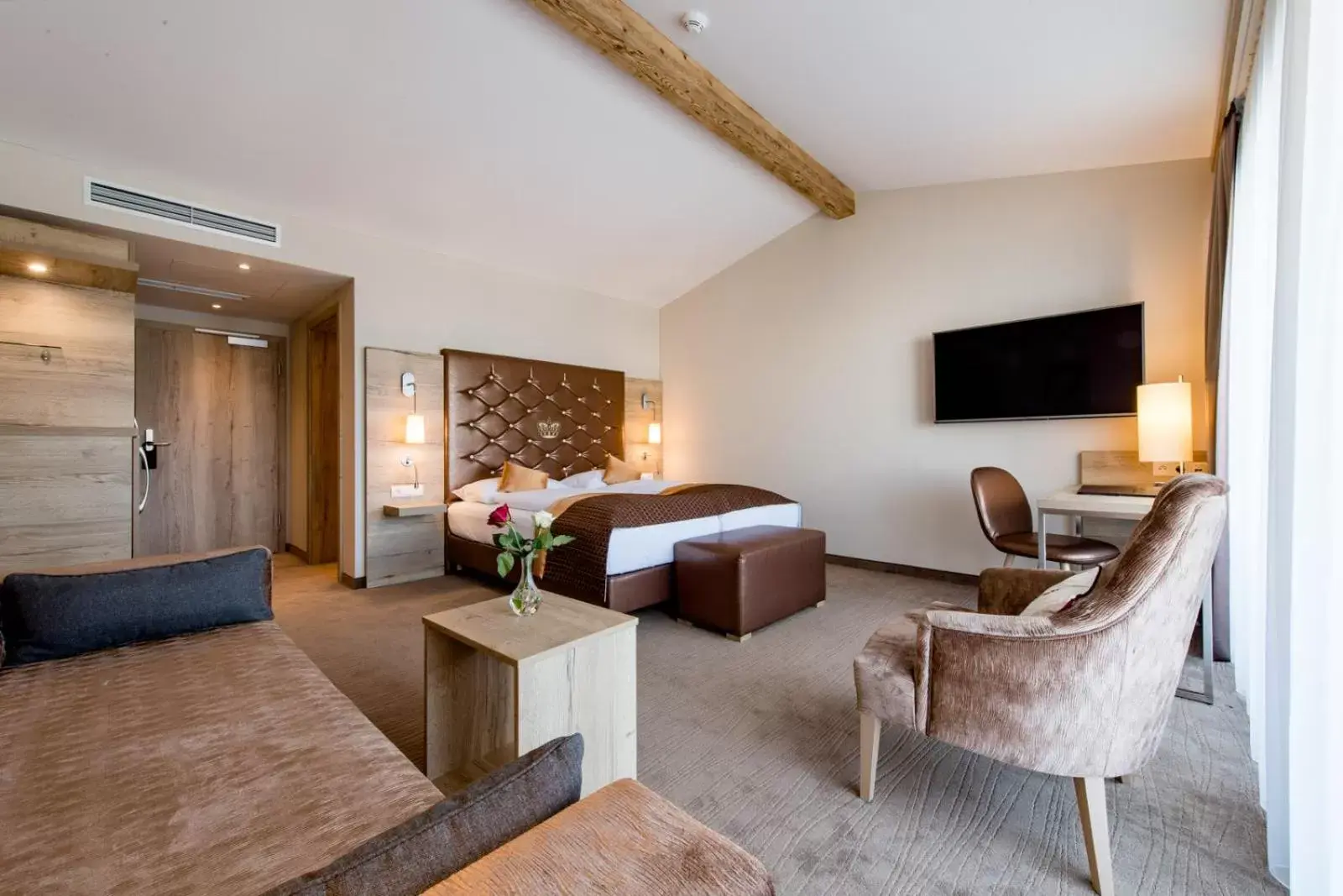 Deluxe Double Room with Terrace in Hotel Krone Deluxe Double Room with Terrace in Hotel Krone