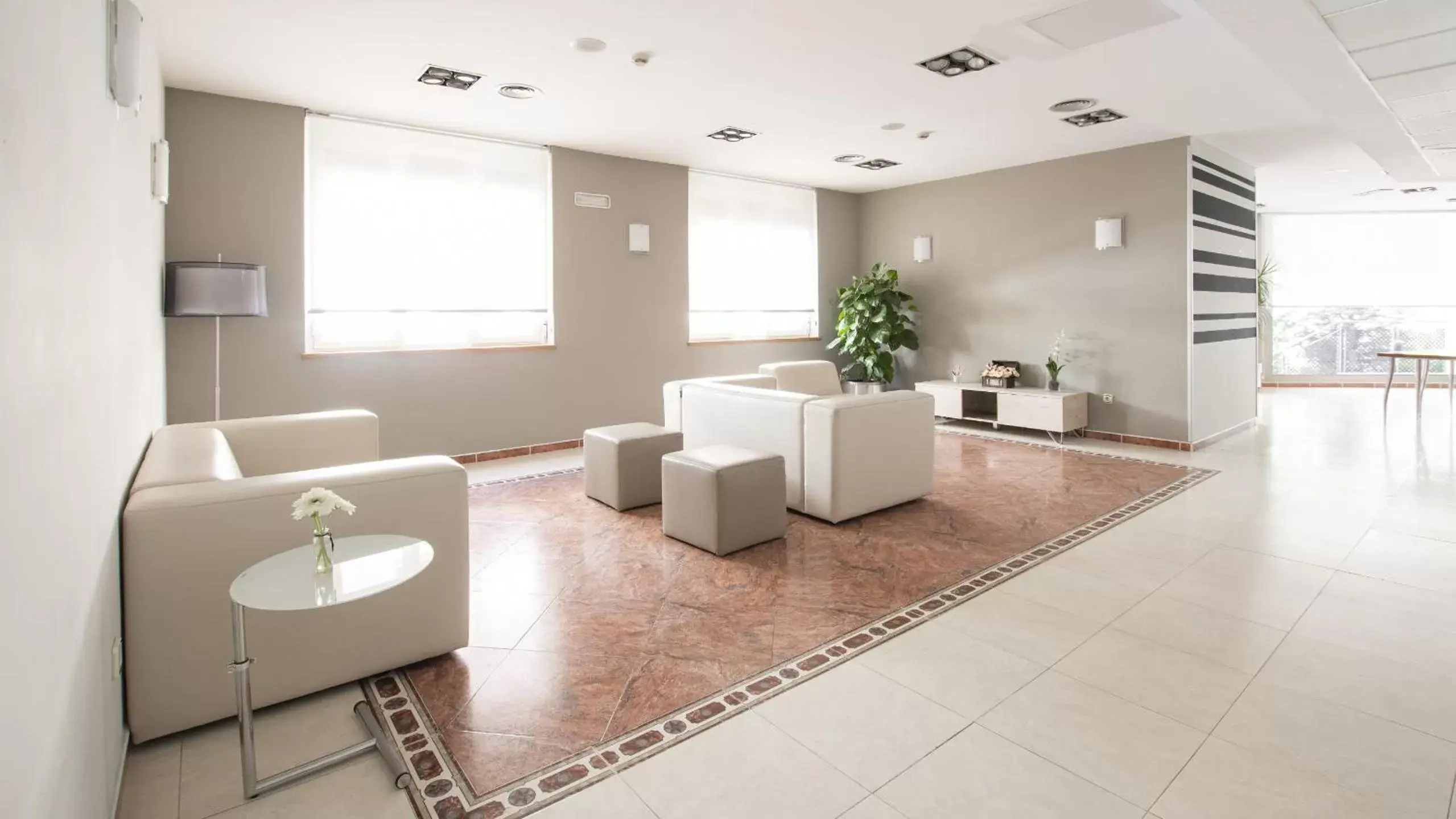 Lobby or reception in Hotel Isabel de Segura Lobby or reception in Hotel Isabel de Segura