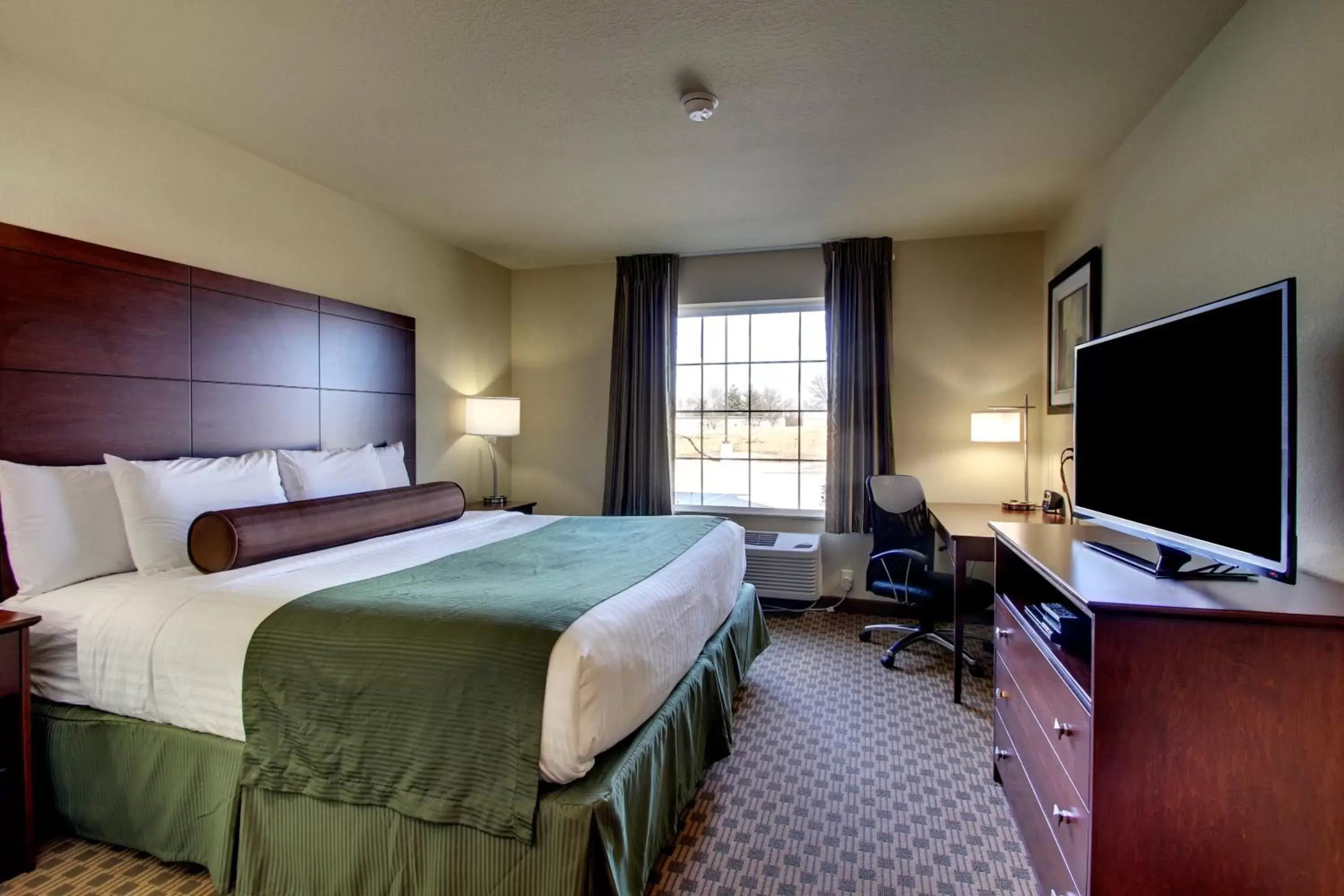 King Room in Cobblestone Hotel & Suites - Newton King Room in Cobblestone Hotel & Suites - Newton