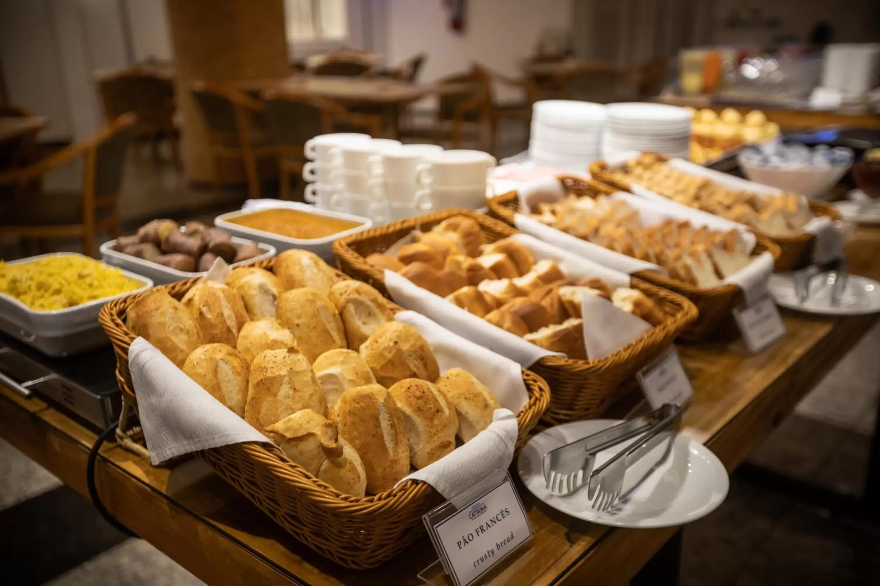 Buffet breakfast in Abbeville Hotel Torre I - Torre II