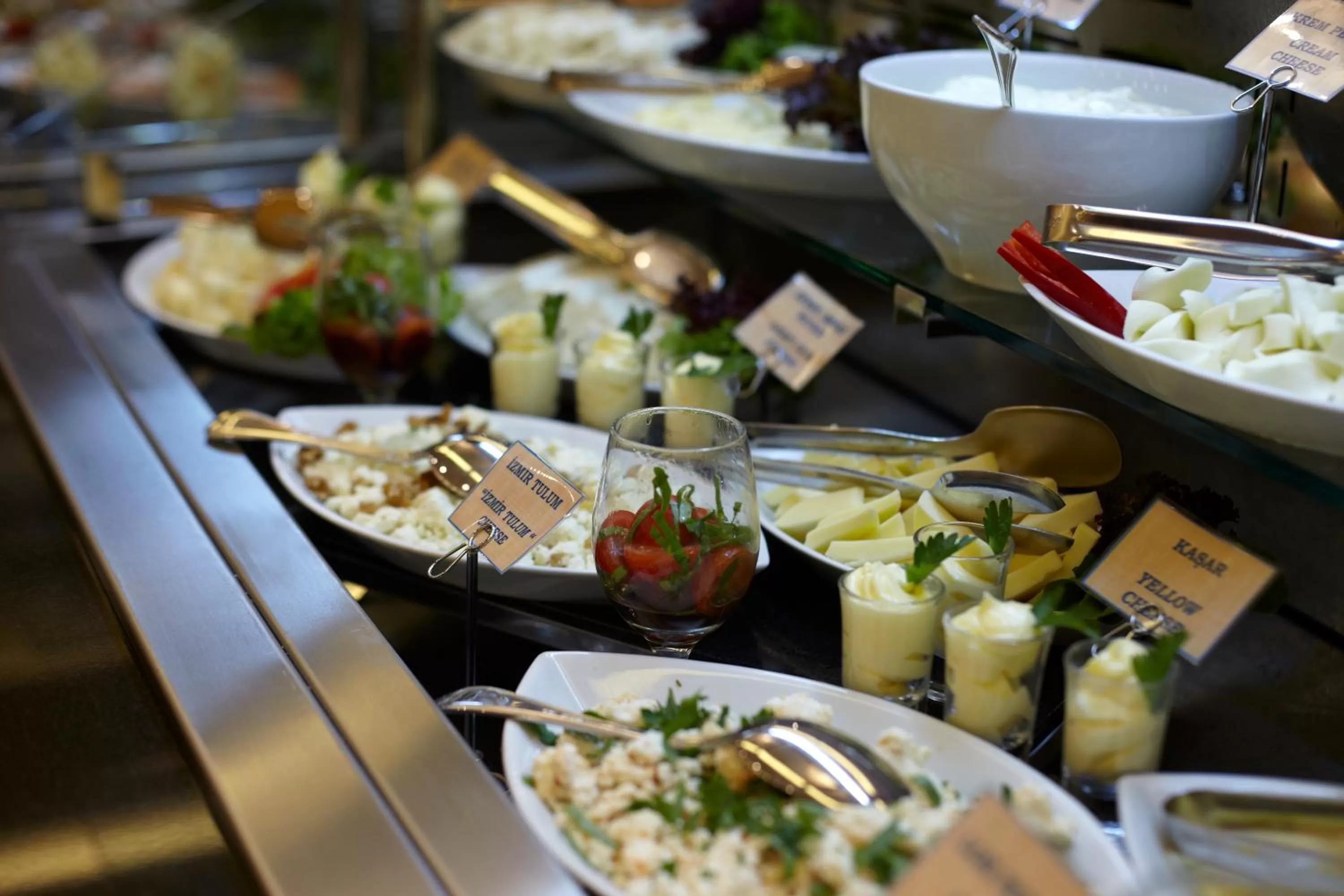 Buffet breakfast in Istanbul Gonen Hotel