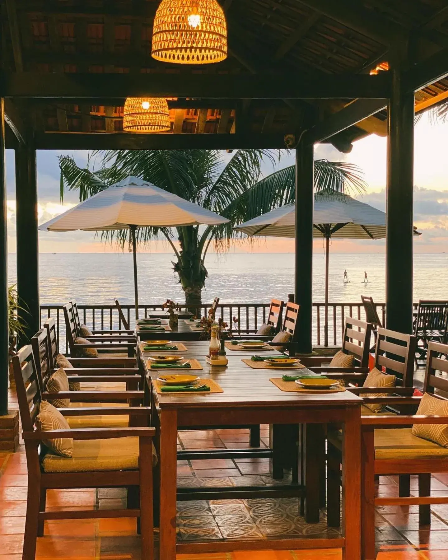 Restaurant/Places to Eat in Thanh Kieu Beach Resort