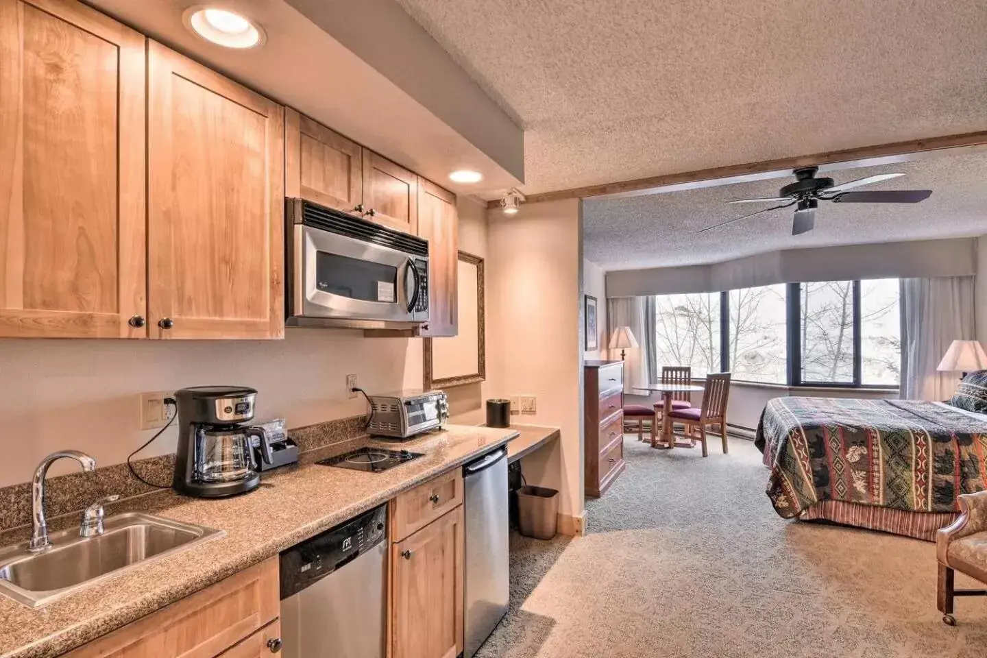 Kitchen or kitchenette, Kitchen/Kitchenette in Grand Lodge Crested Butte