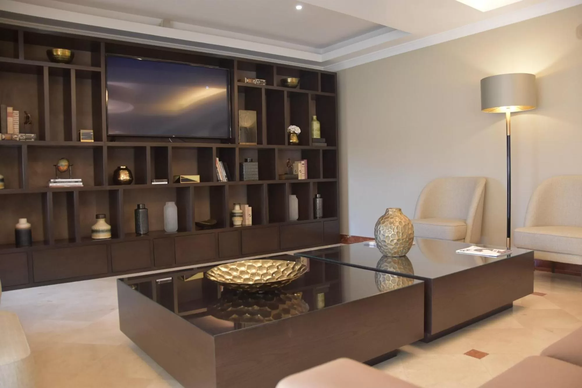 Communal lounge/ TV room in Hotel Suave Mar