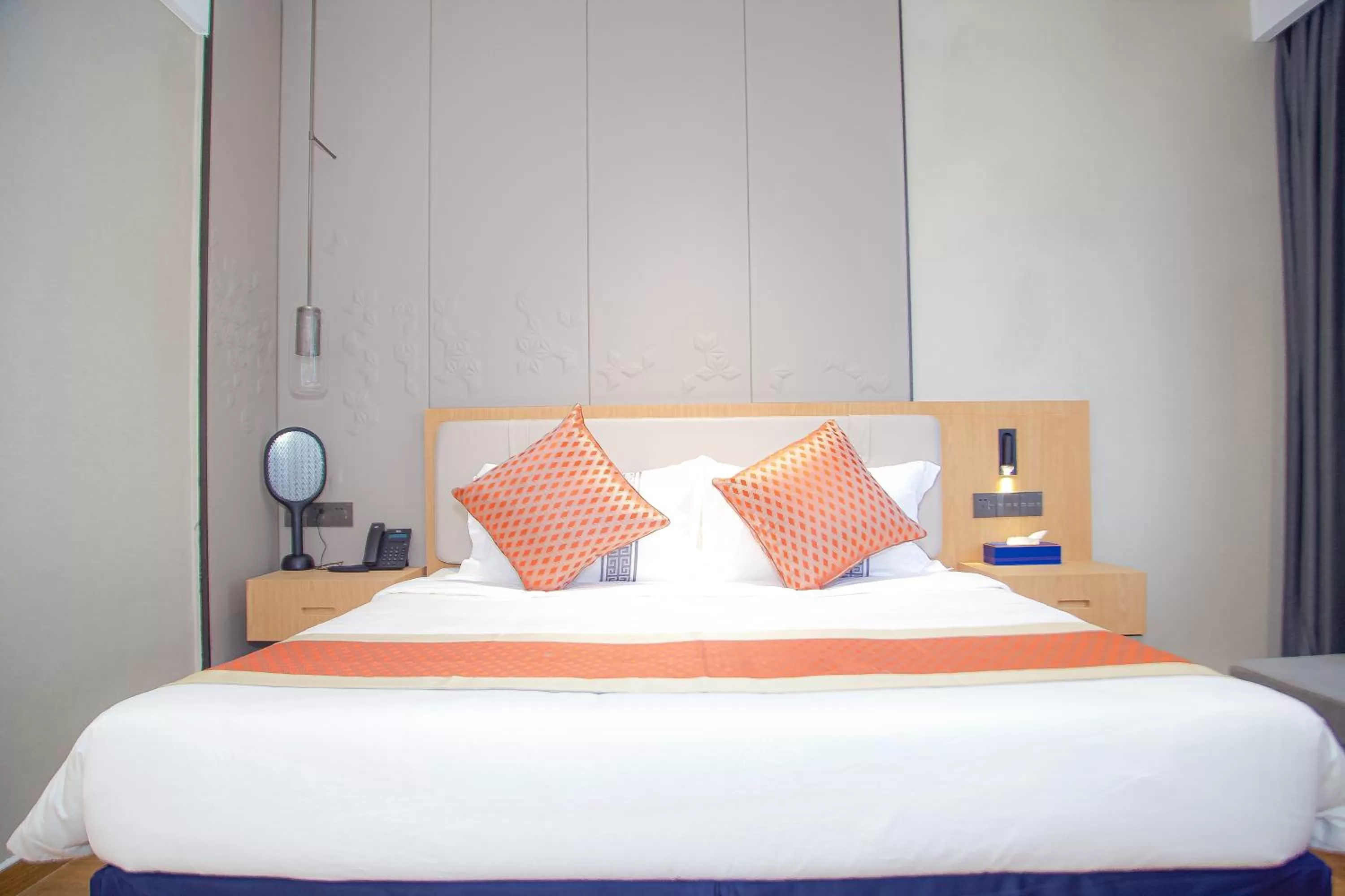 Photo of the whole room in Hôtel FAMILLE MONDIALE