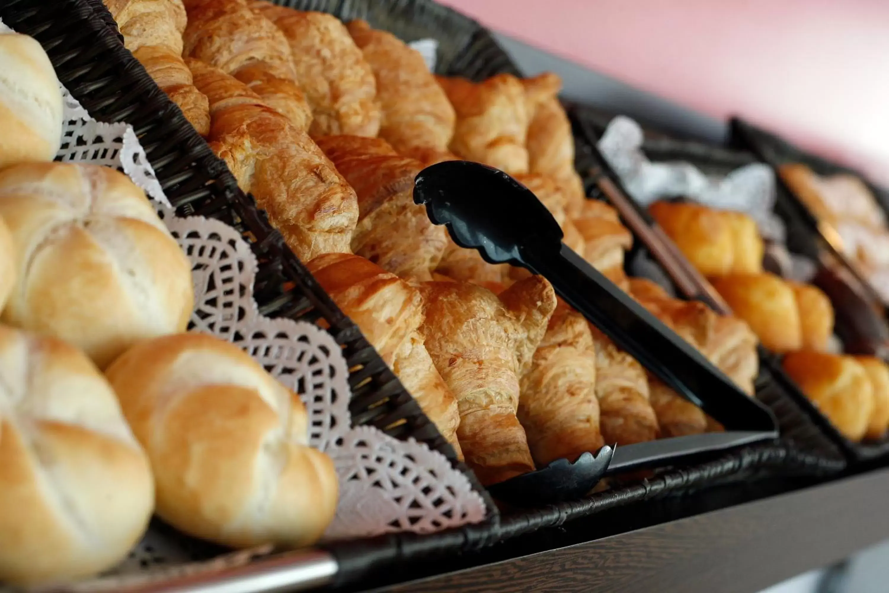 Breakfast, Food in Travelodge Valencia Aeropuerto