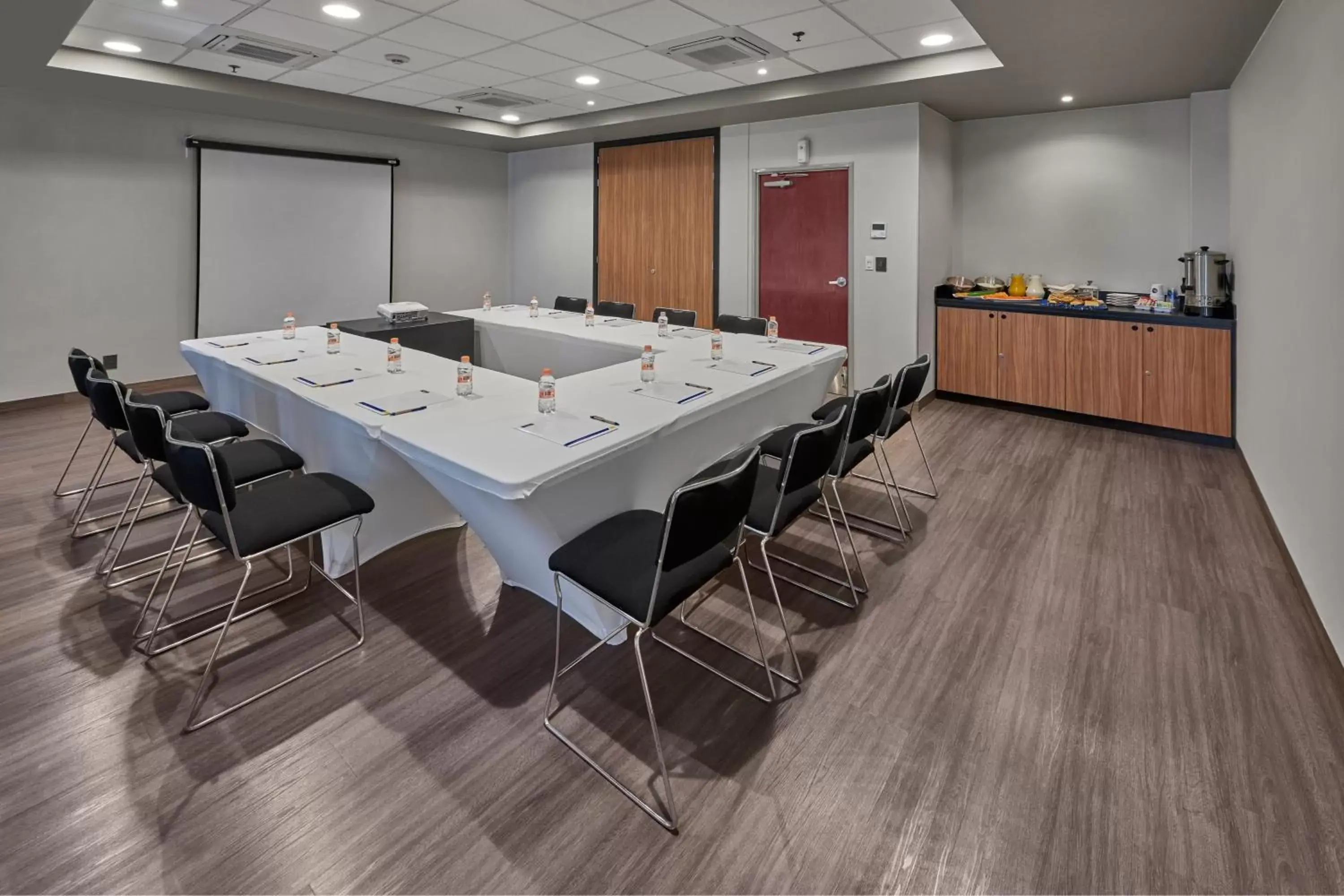 Meeting/conference room in City Express by Marriott San Luis Potosi Zona Industrial