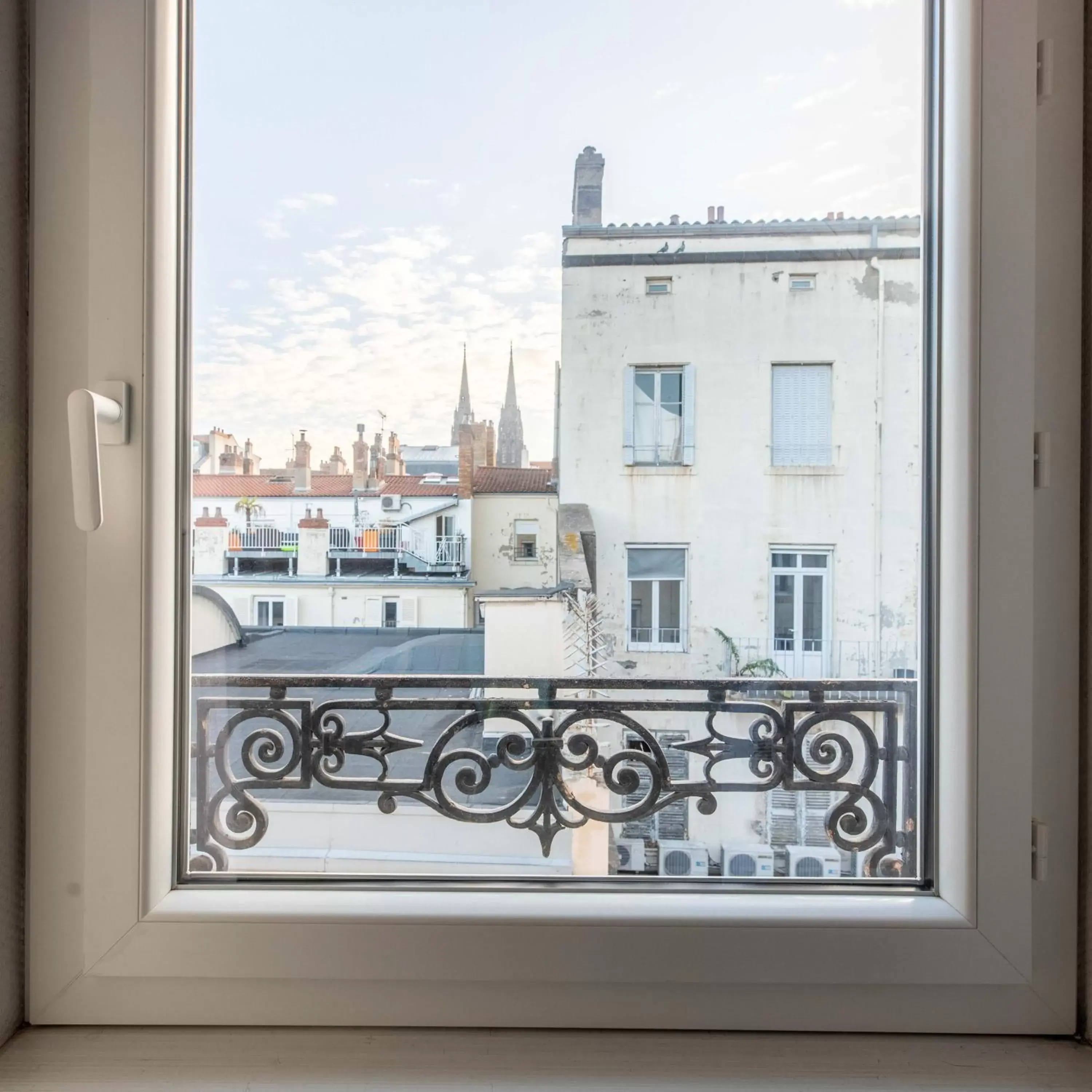 Landmark view in CIT'HÔTEL LE DAV Clermont-Ferrand Centre Landmark view in CIT'HÔTEL LE DAV Clermont-Ferrand Centre