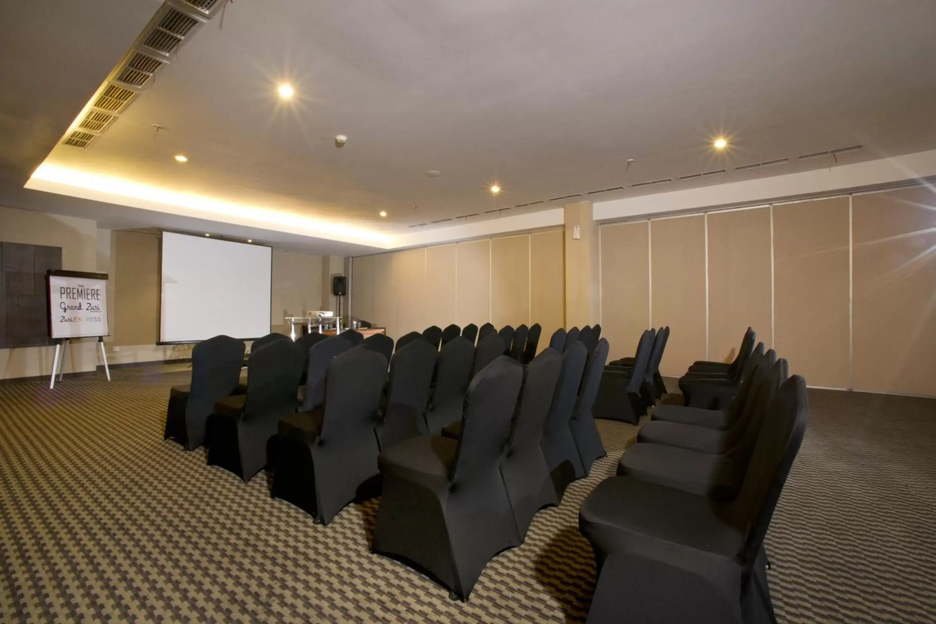 Banquet/Function facilities in Grand Zuri Cikarang Jababeka