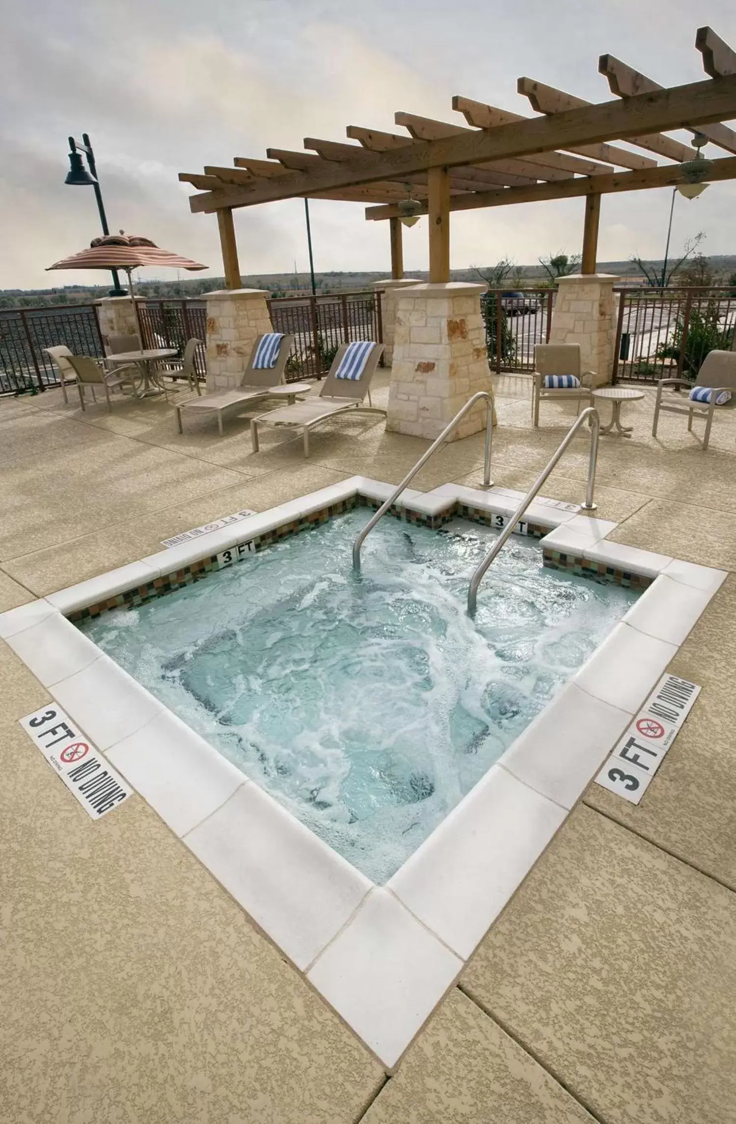 Pool view, Swimming Pool in Embassy Suites by Hilton San Marcos Hotel Conference Center
