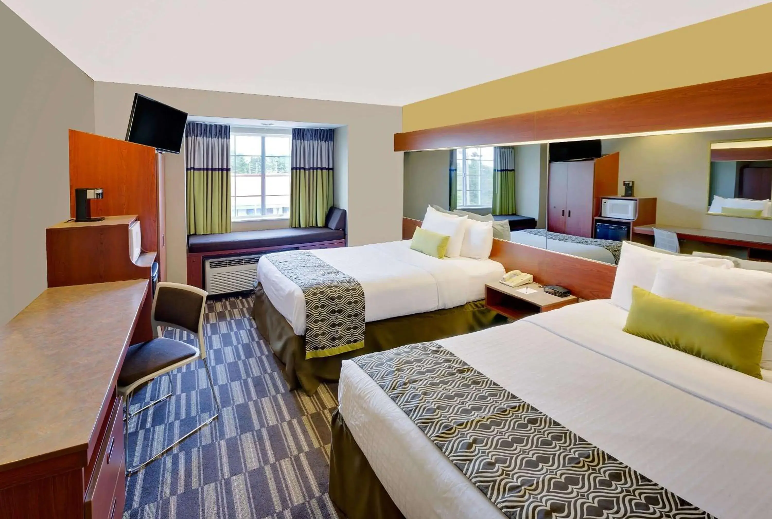 Photo of the whole room in Microtel Inn & Suites by Wyndham Daphne