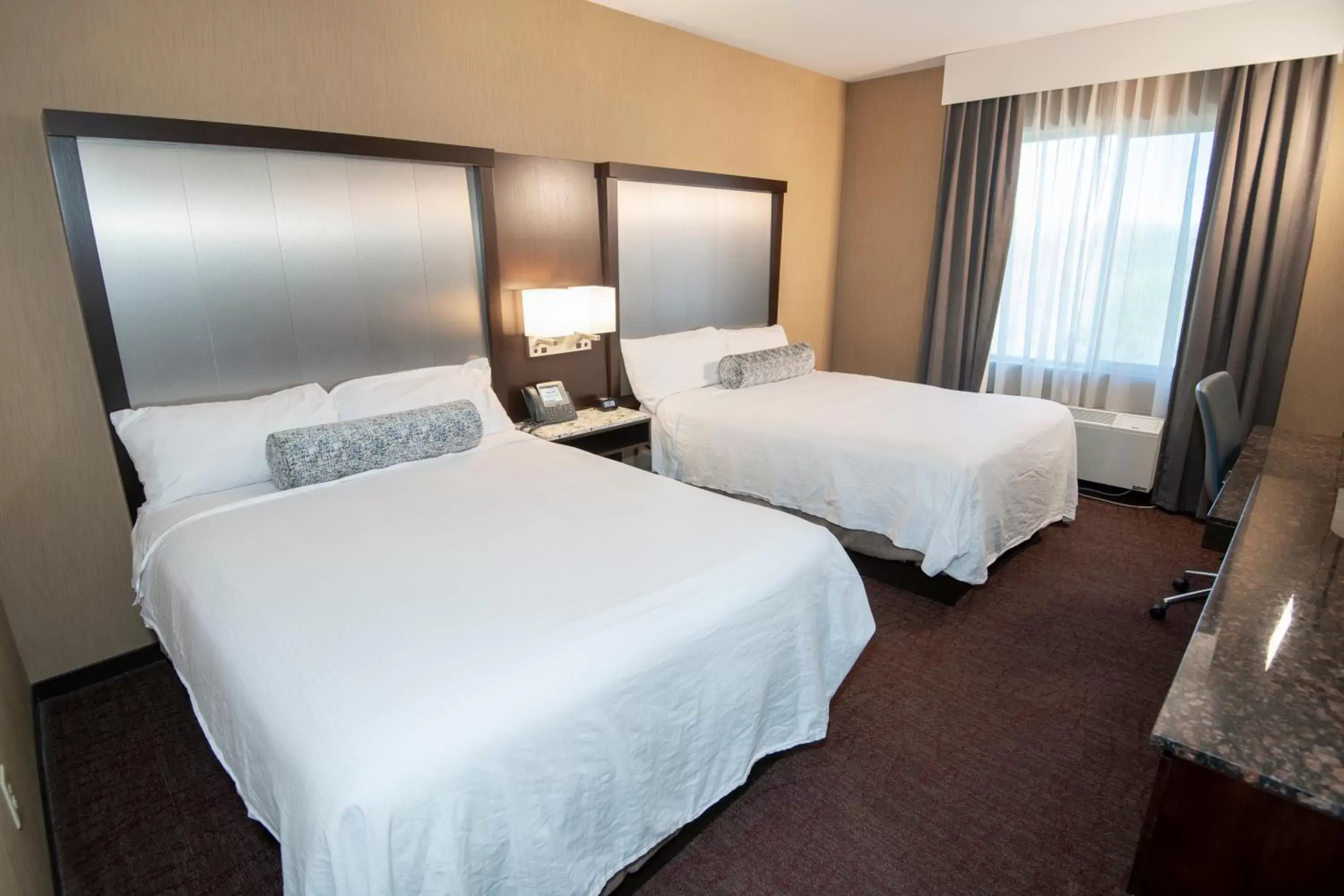 Bed in Win-River Resort and Casino