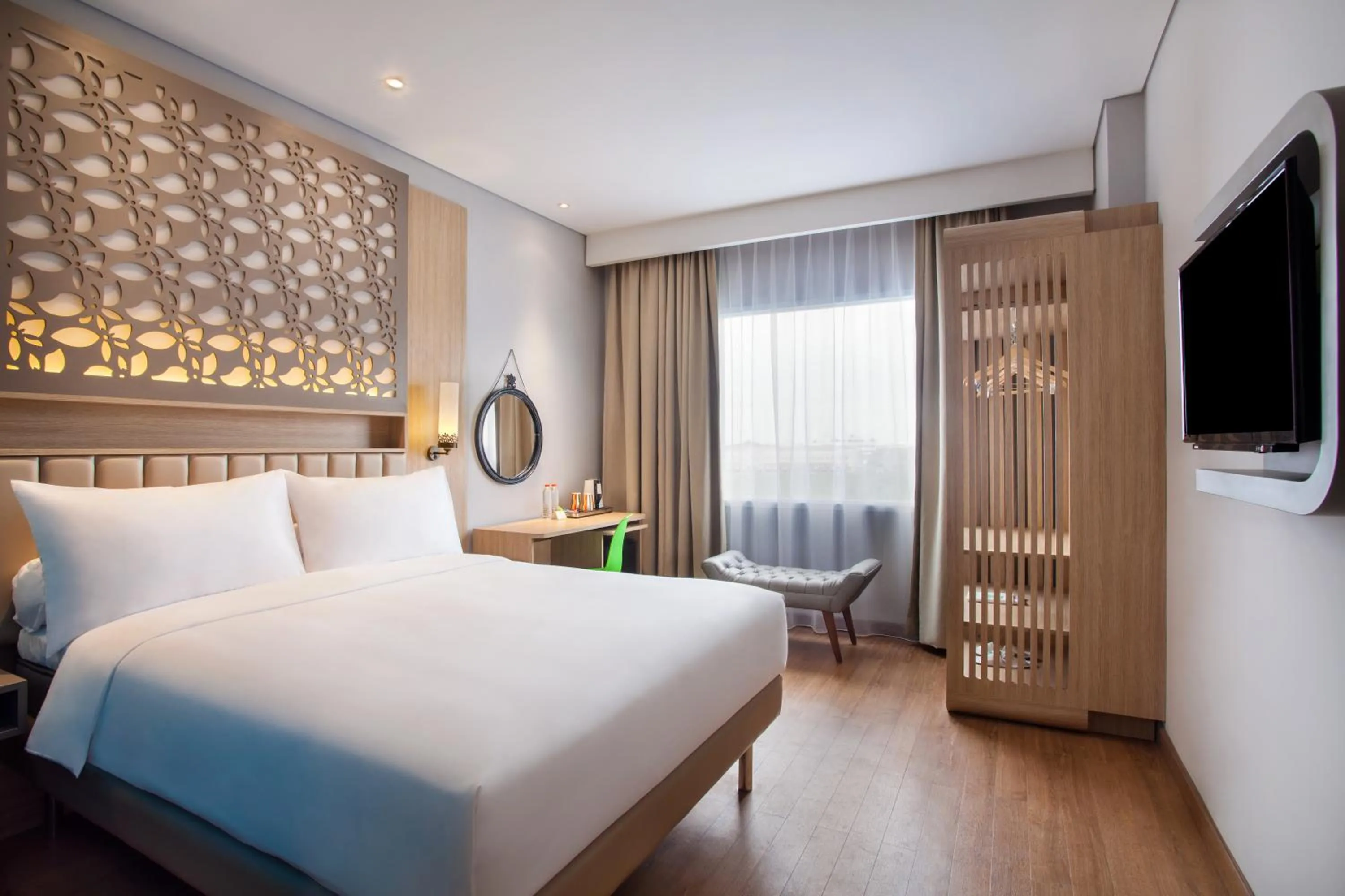 Photo of the whole room, Bed in ibis Styles Cikarang