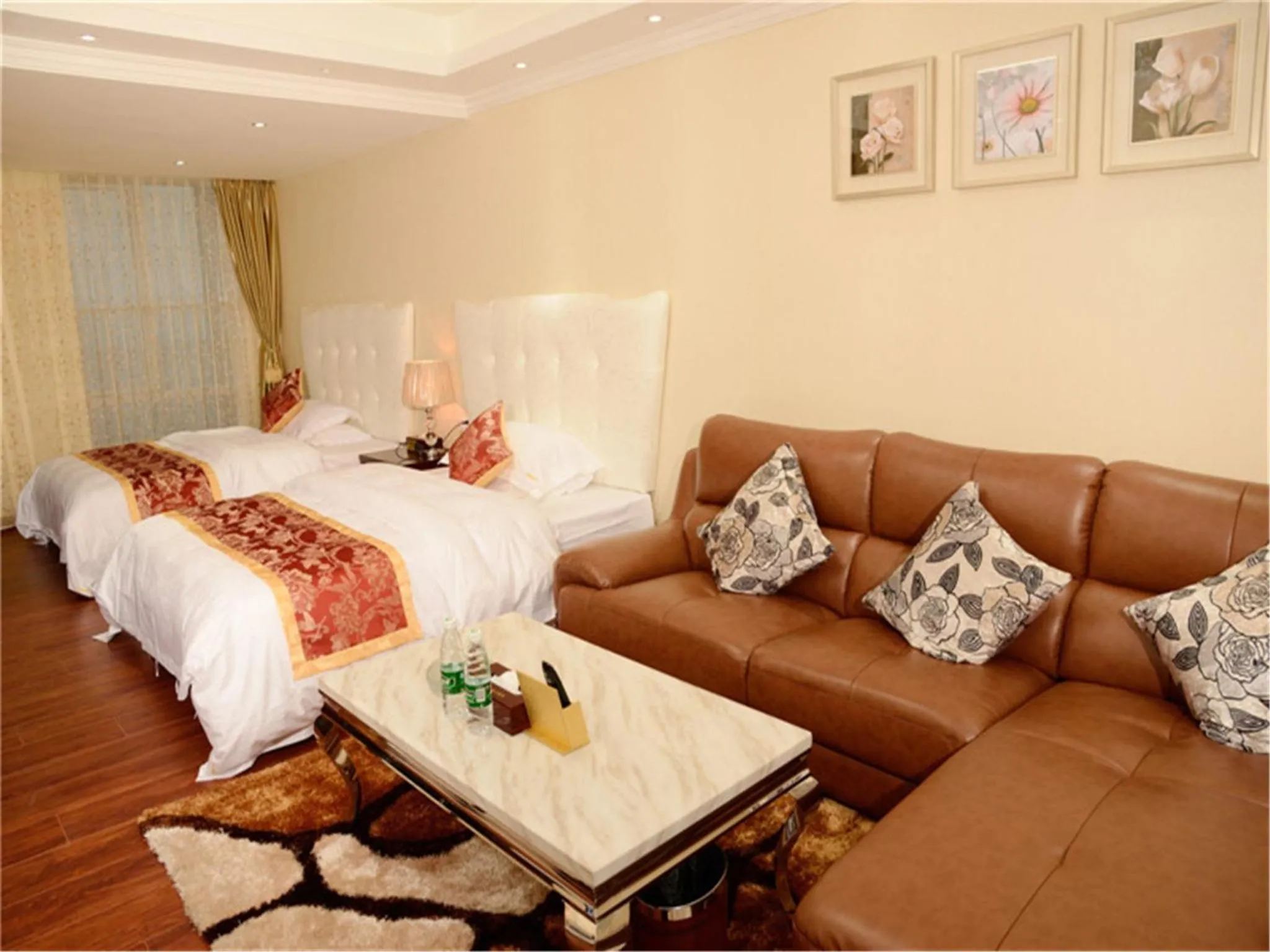 Photo of the whole room, Bed in Guangzhou Pengman Apartment Zhengjia Huanshi Branch