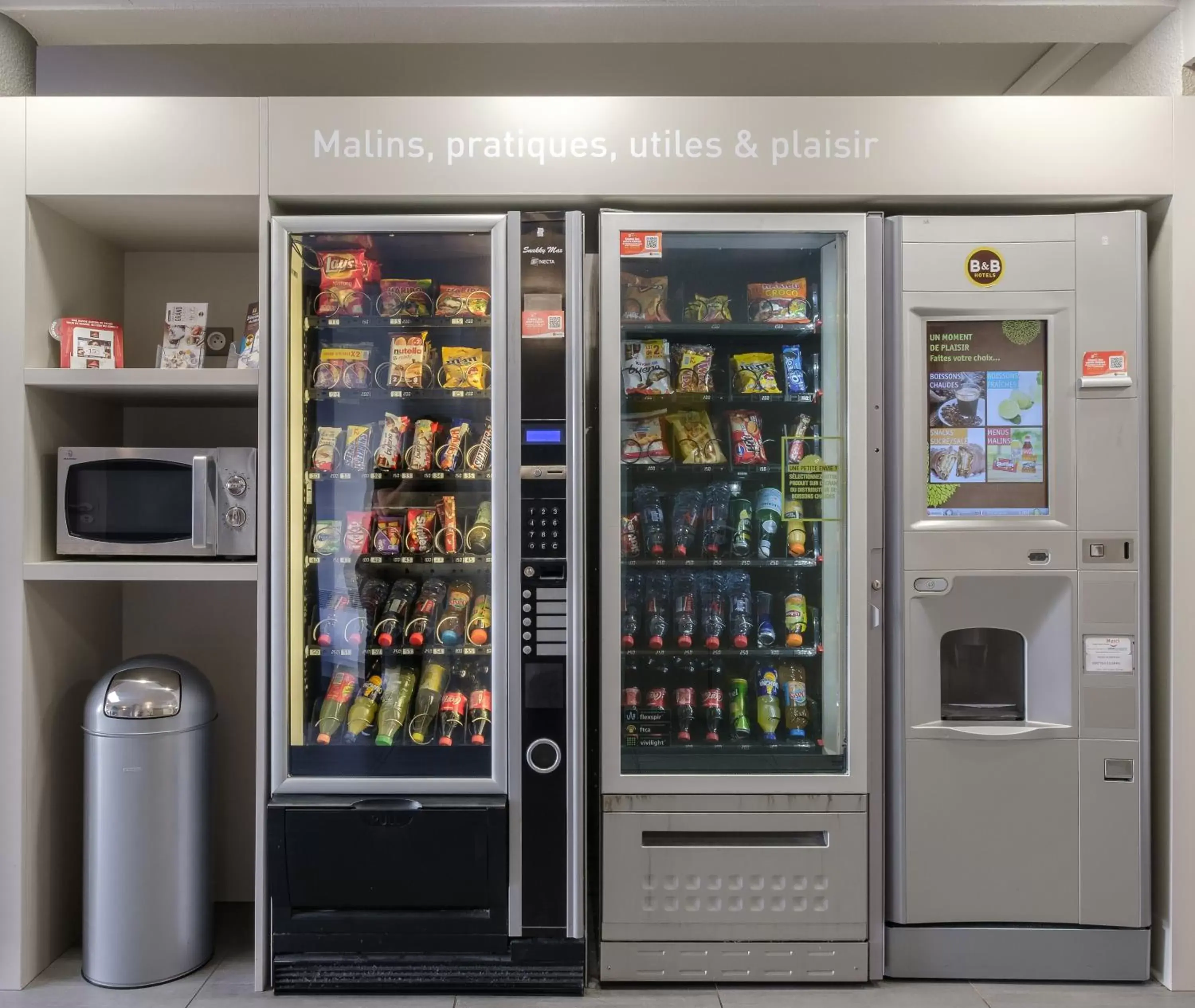 vending machine in B&B HOTEL Toulouse Cité de l'Espace Hurel