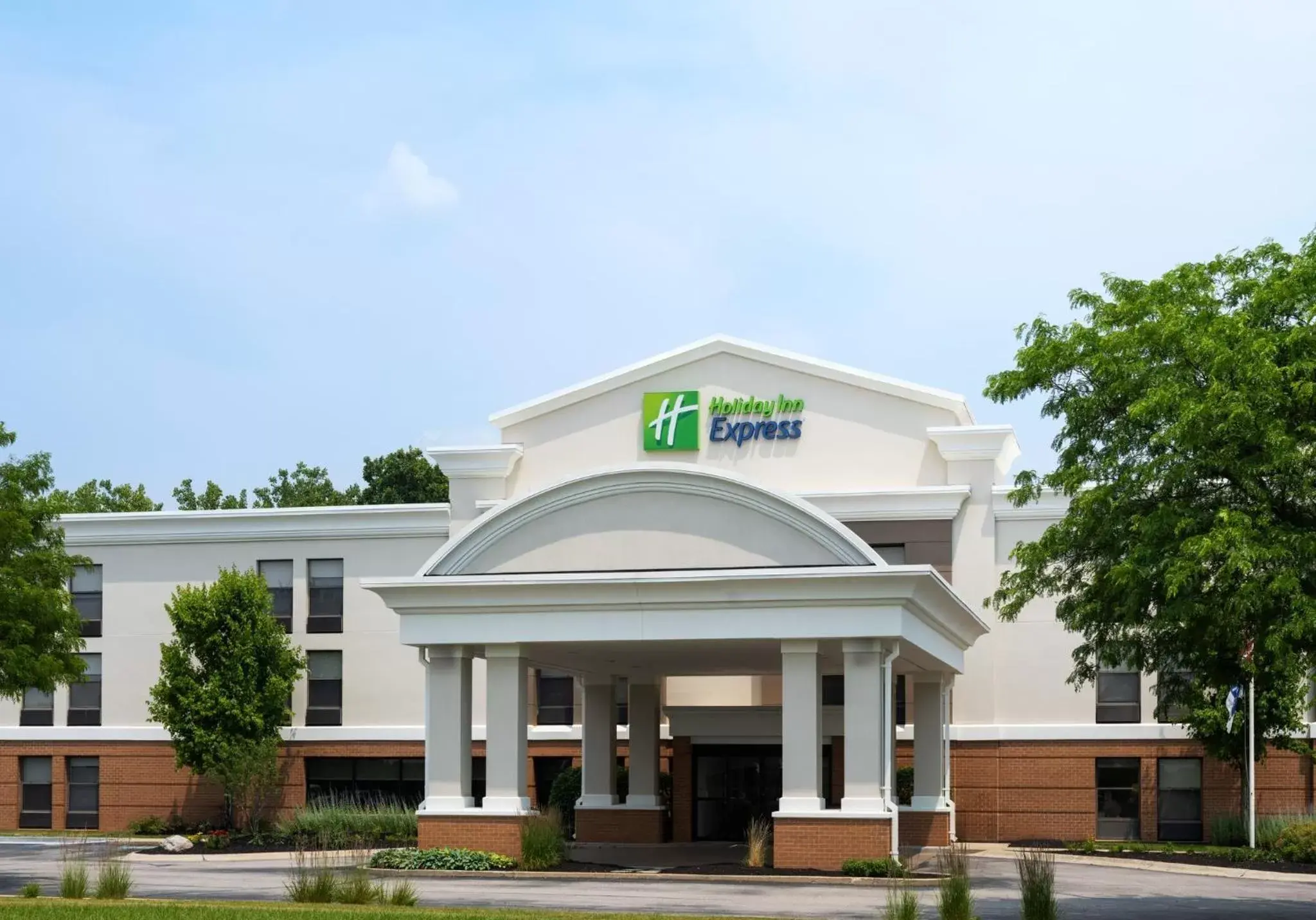 Property Building in Holiday Inn Express Indianapolis Airport, an IHG Hotel