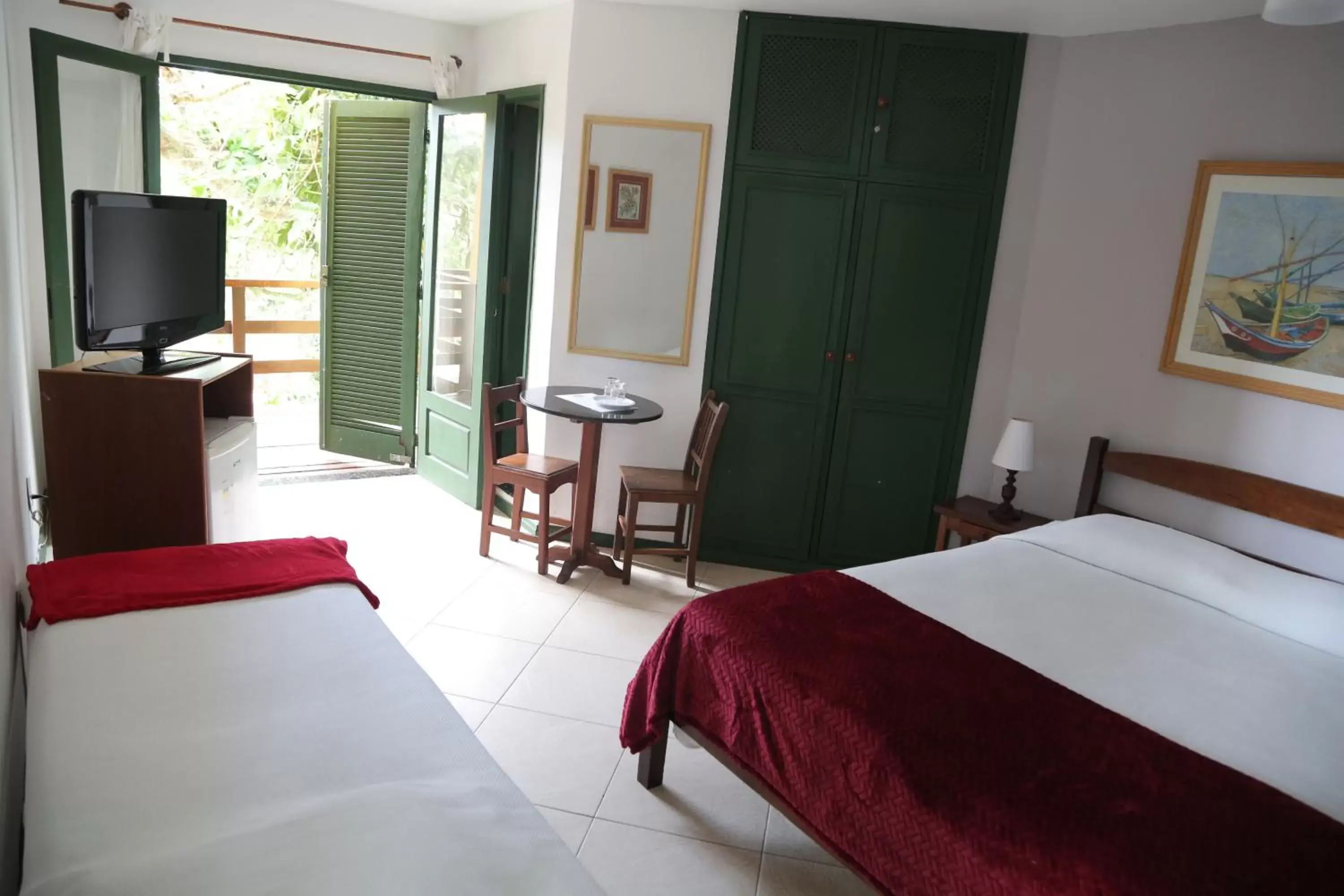 Superior Double Room in Pousada Saint Germain Superior Double Room in Pousada Saint Germain