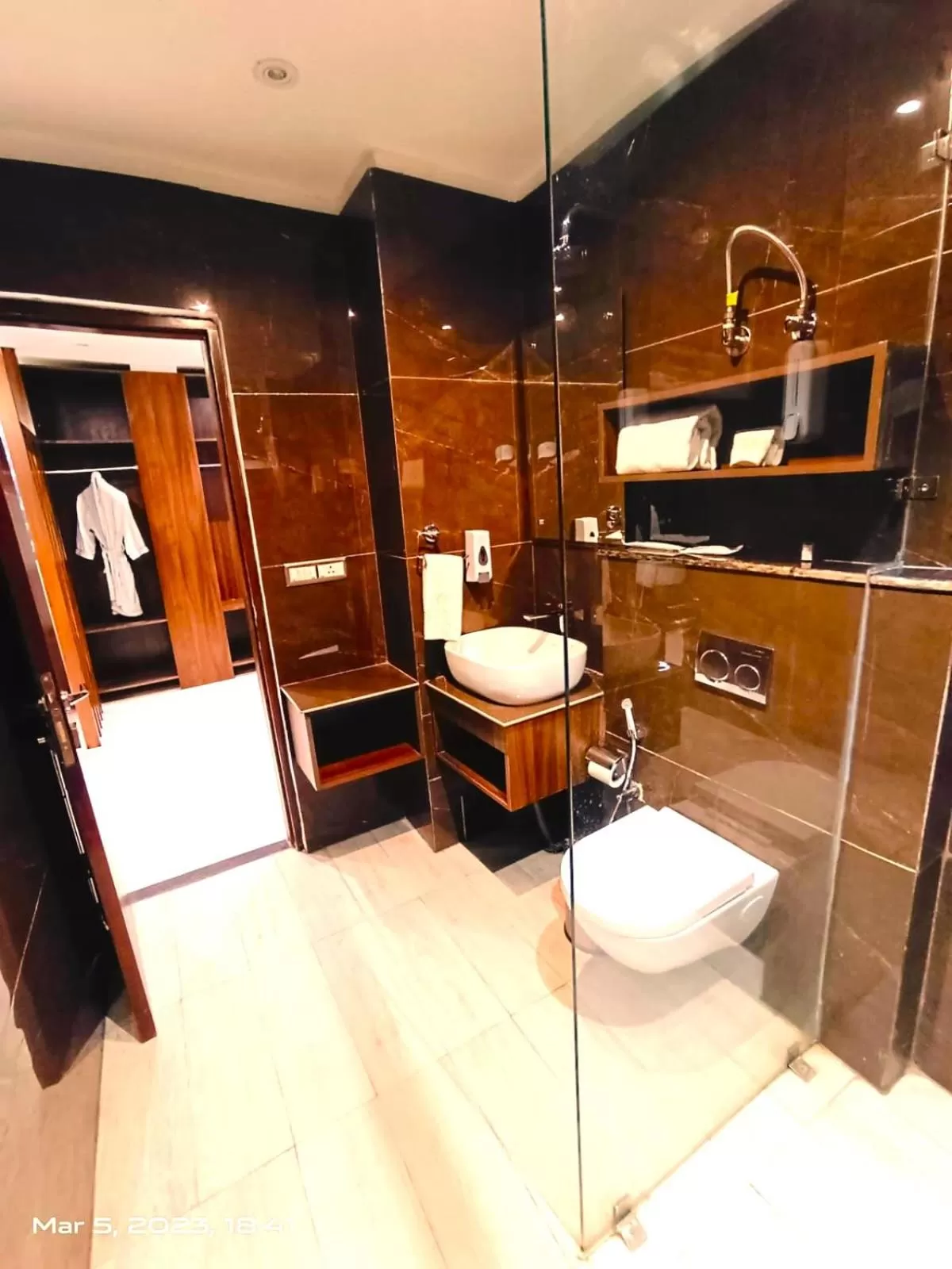 Bathroom in RONTA WORLD HOTELS