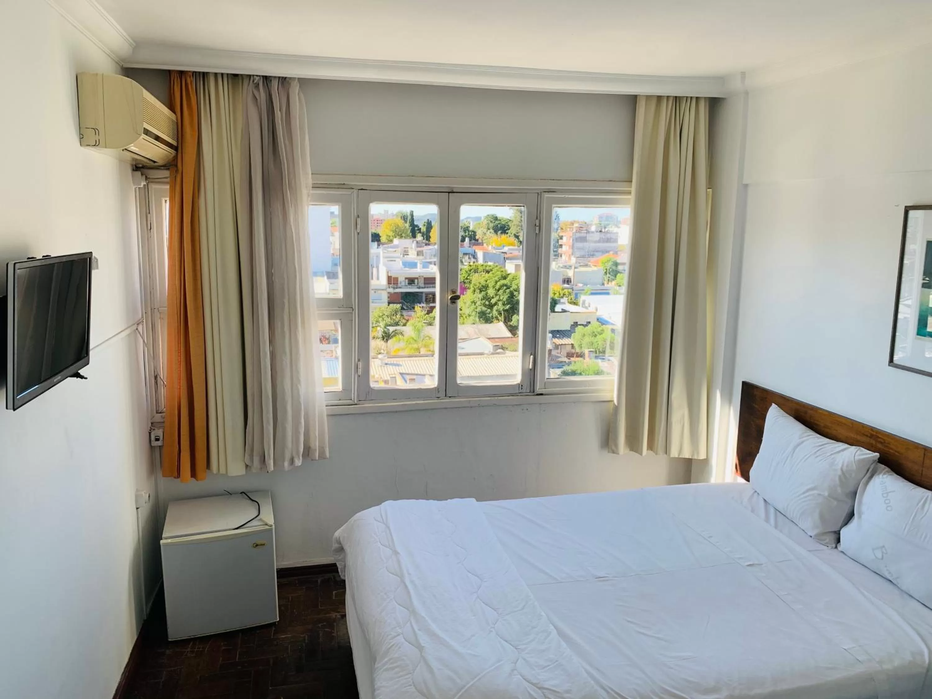 Standard Double or Twin Room - single occupancy in Nuevo Hotel