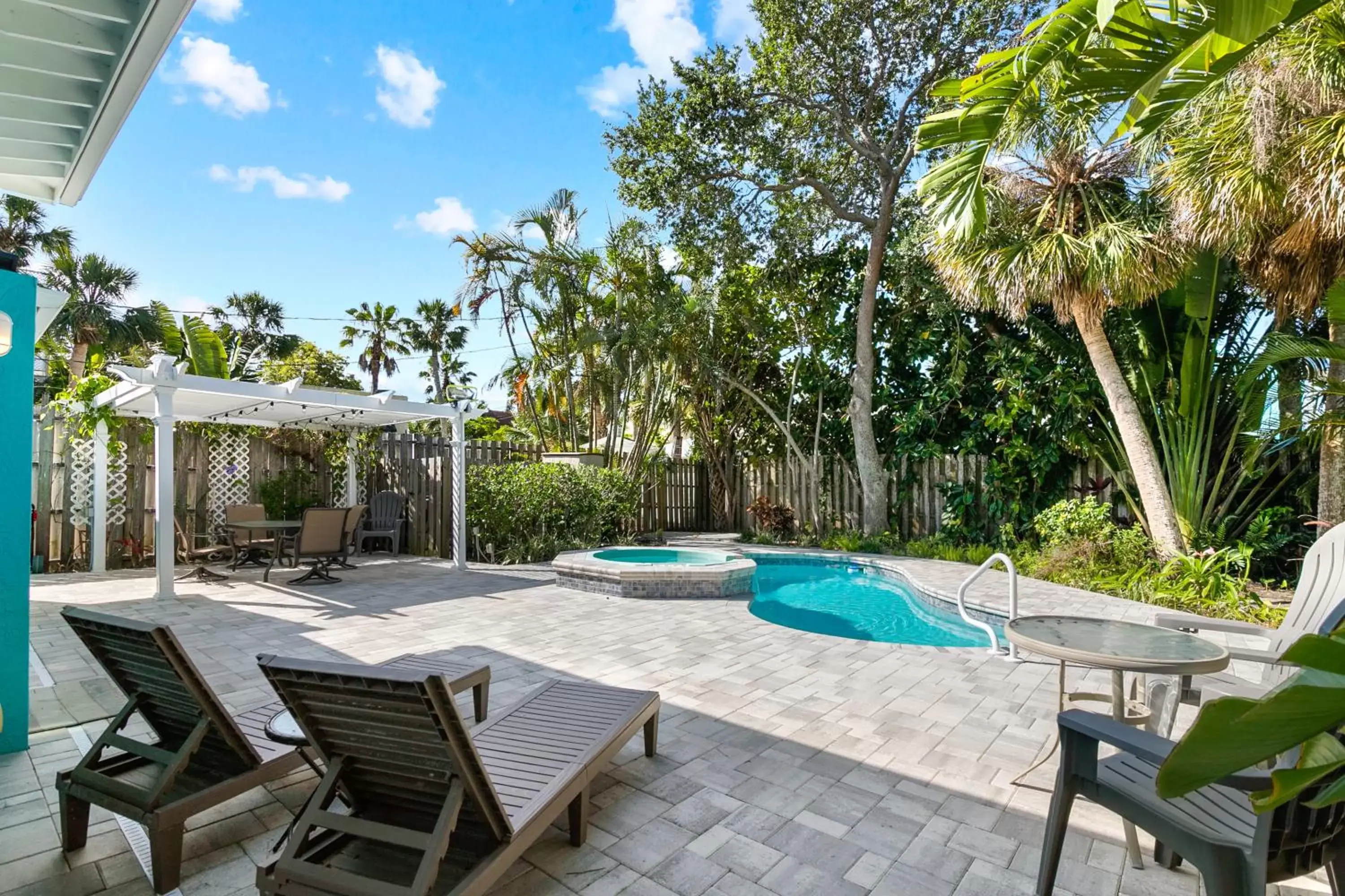 Swimming Pool in The Ringling Beach House