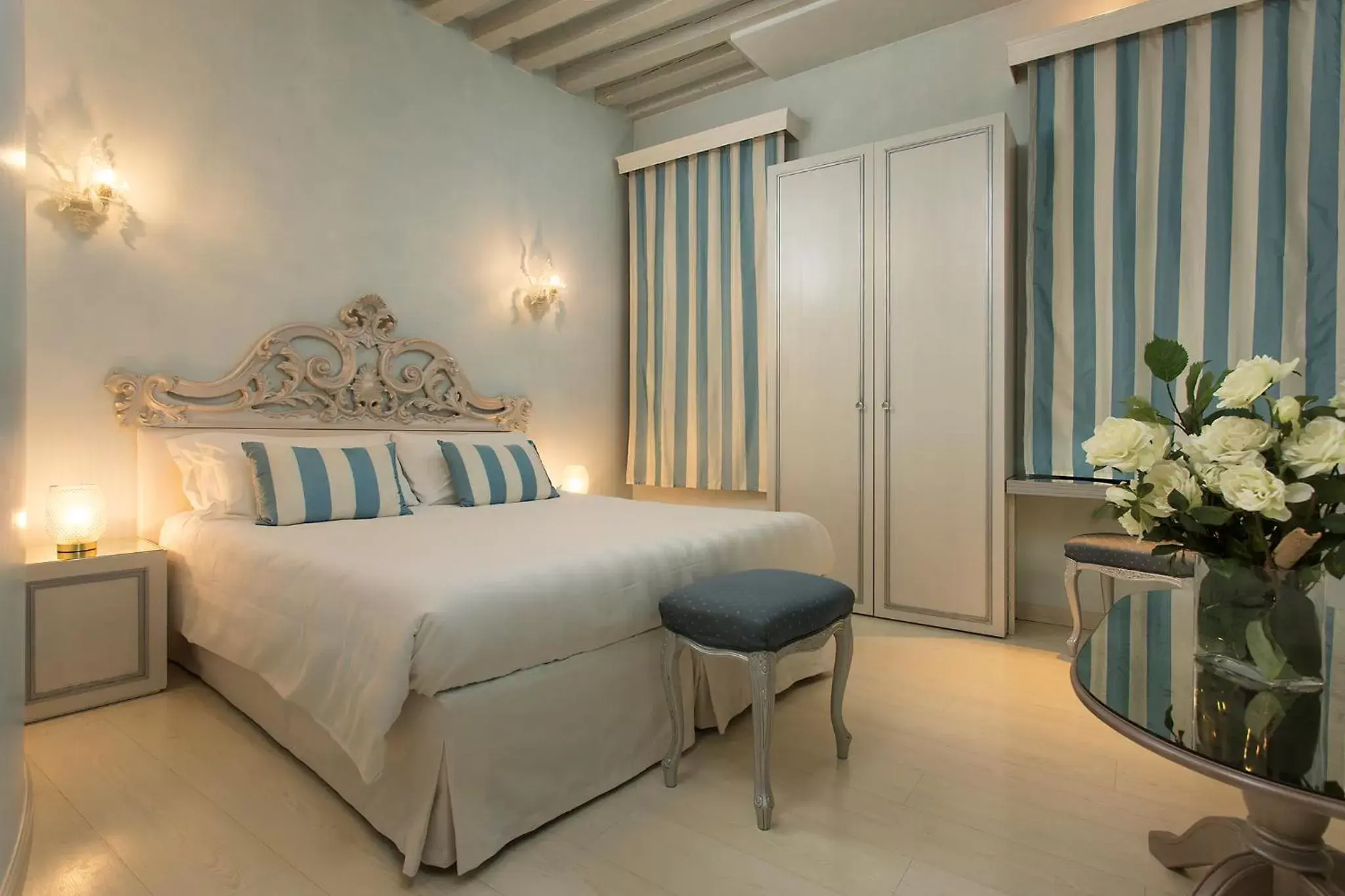 Bed in Relais Venezia