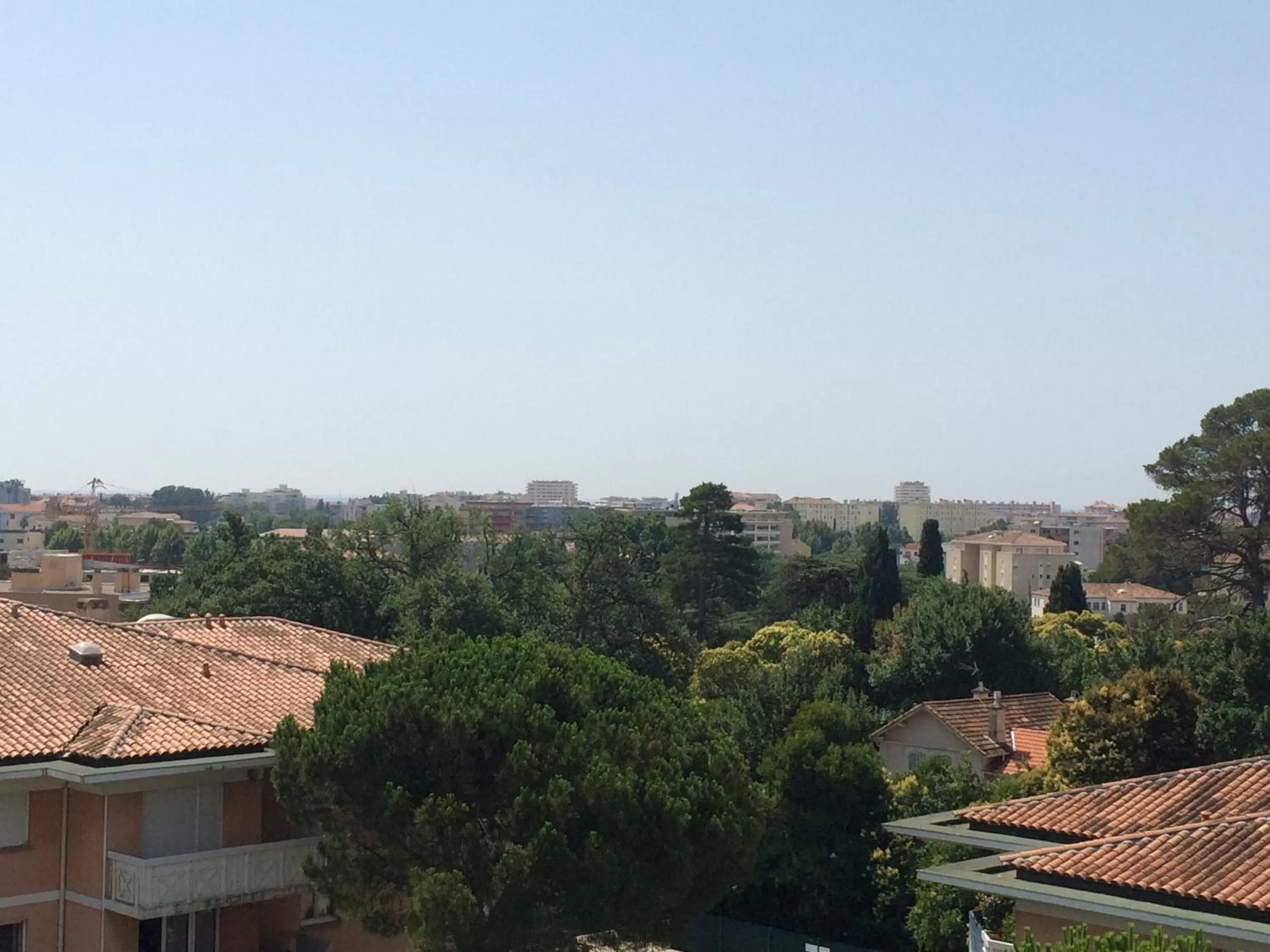 View (from property/room) in Hôtel restaurant Kyriad Fréjus