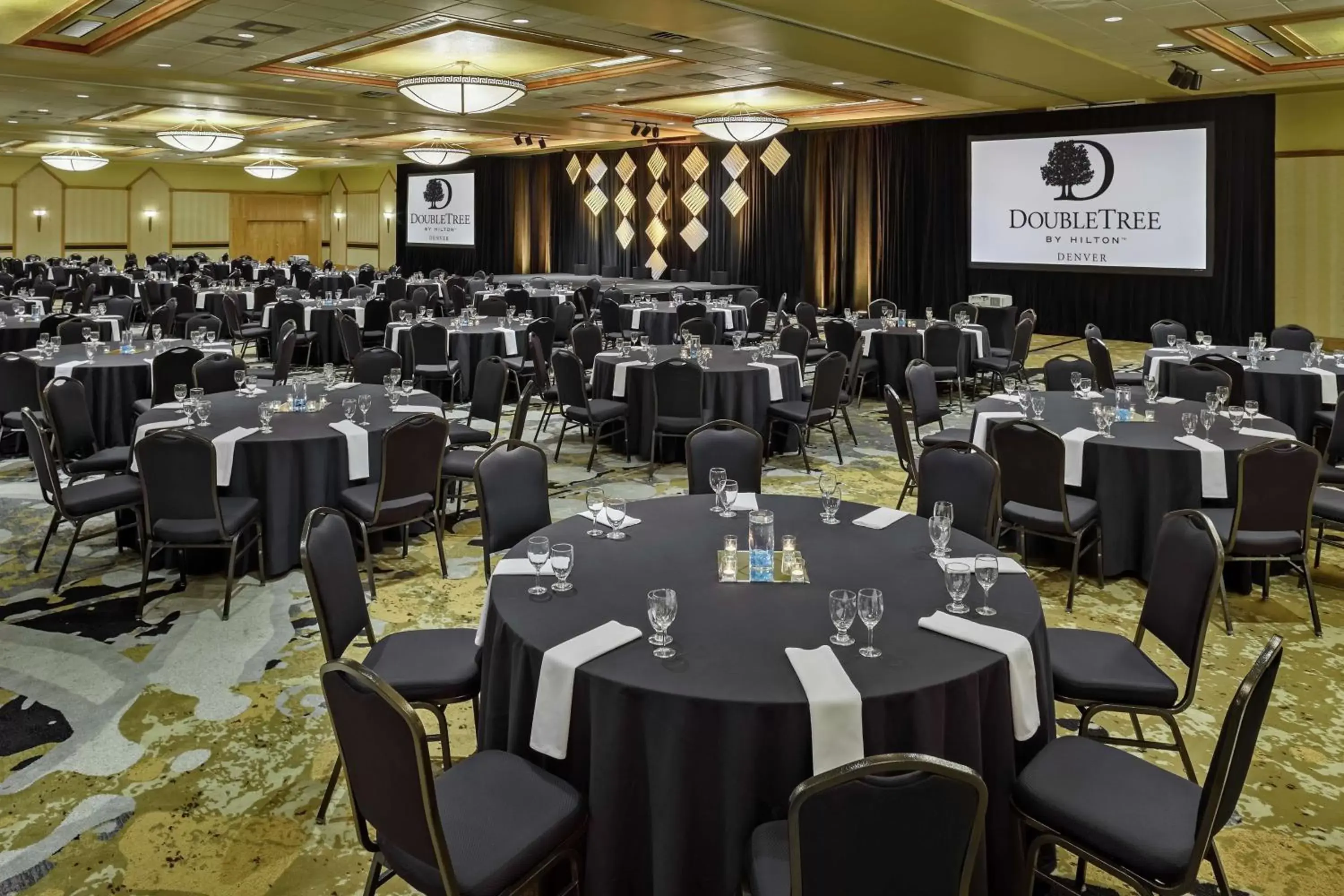 Meeting/conference room in DoubleTree by Hilton Hotel Denver