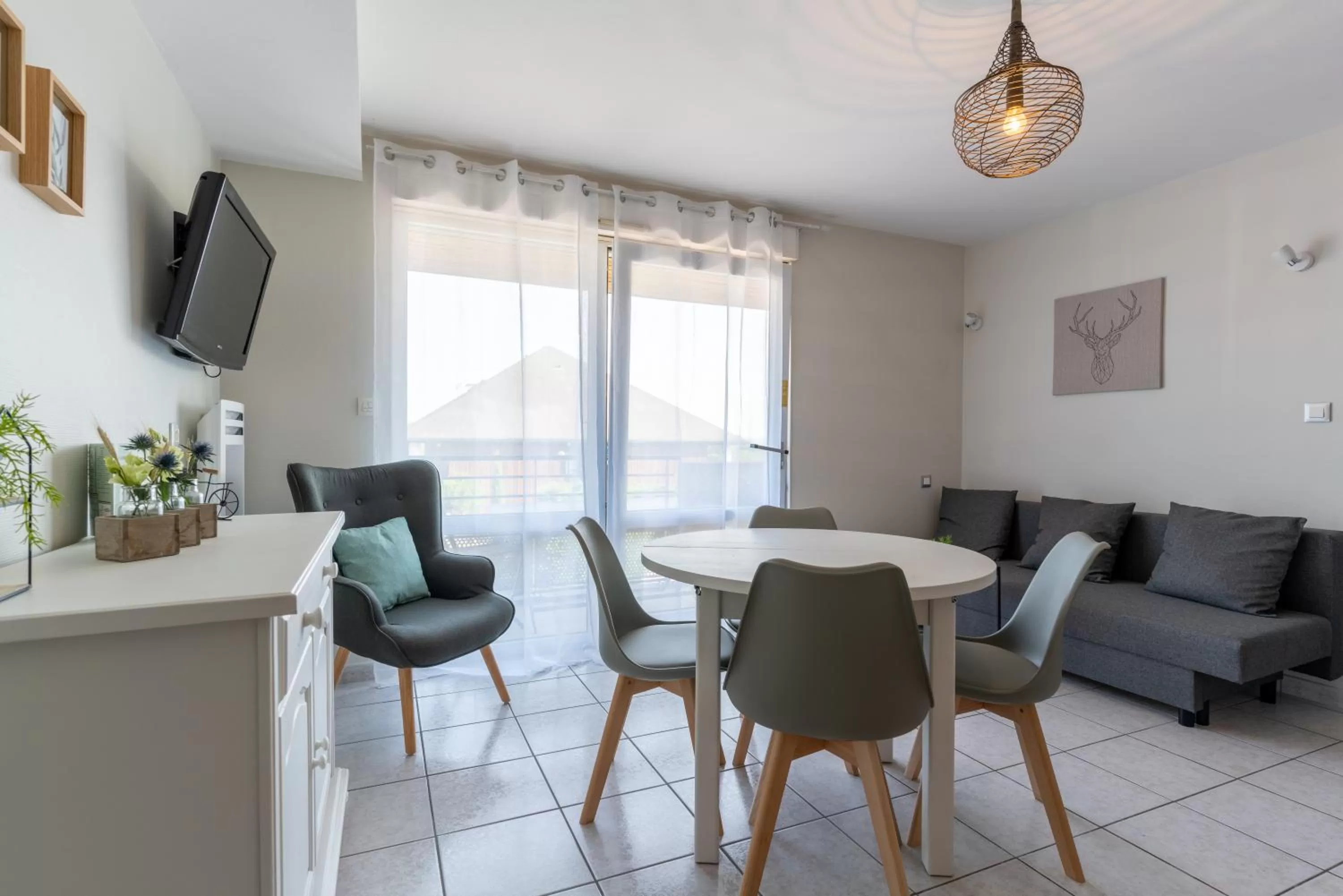 Dining area in Residence Croma