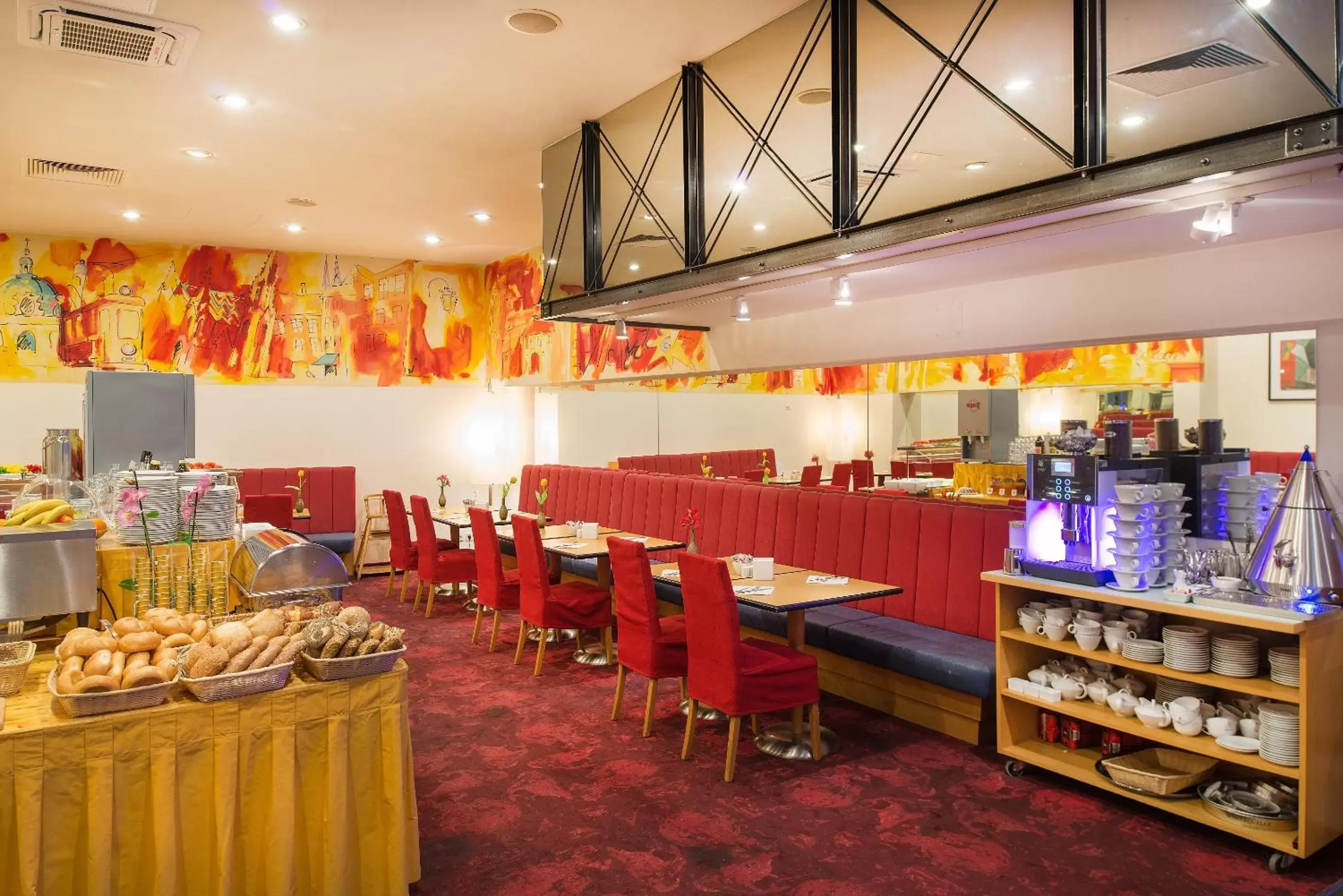 Restaurant/places to eat in Hotel Boltzmann Restaurant/places to eat in Hotel Boltzmann