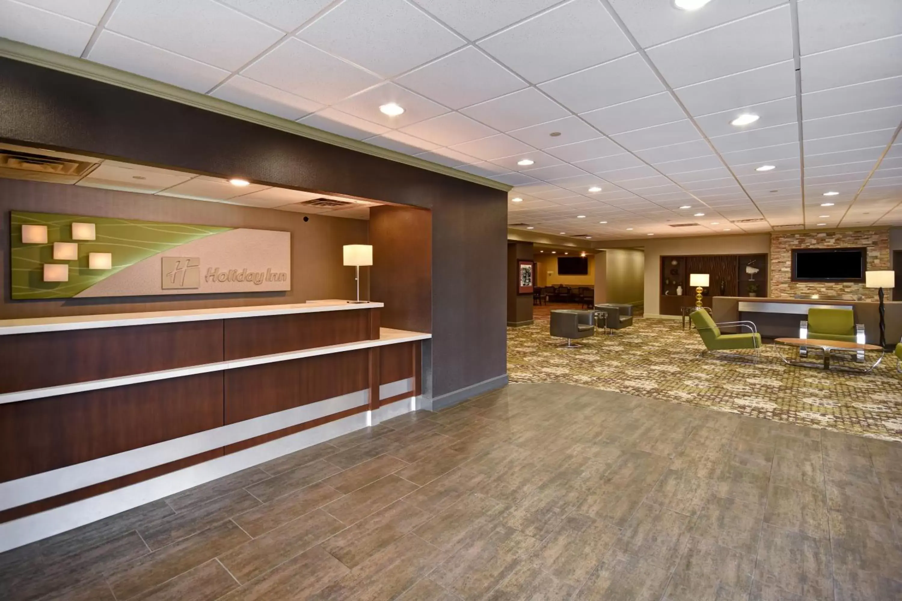 Property building, Lobby/Reception in Holiday Inn Cincinnati-Riverfront, an IHG Hotel