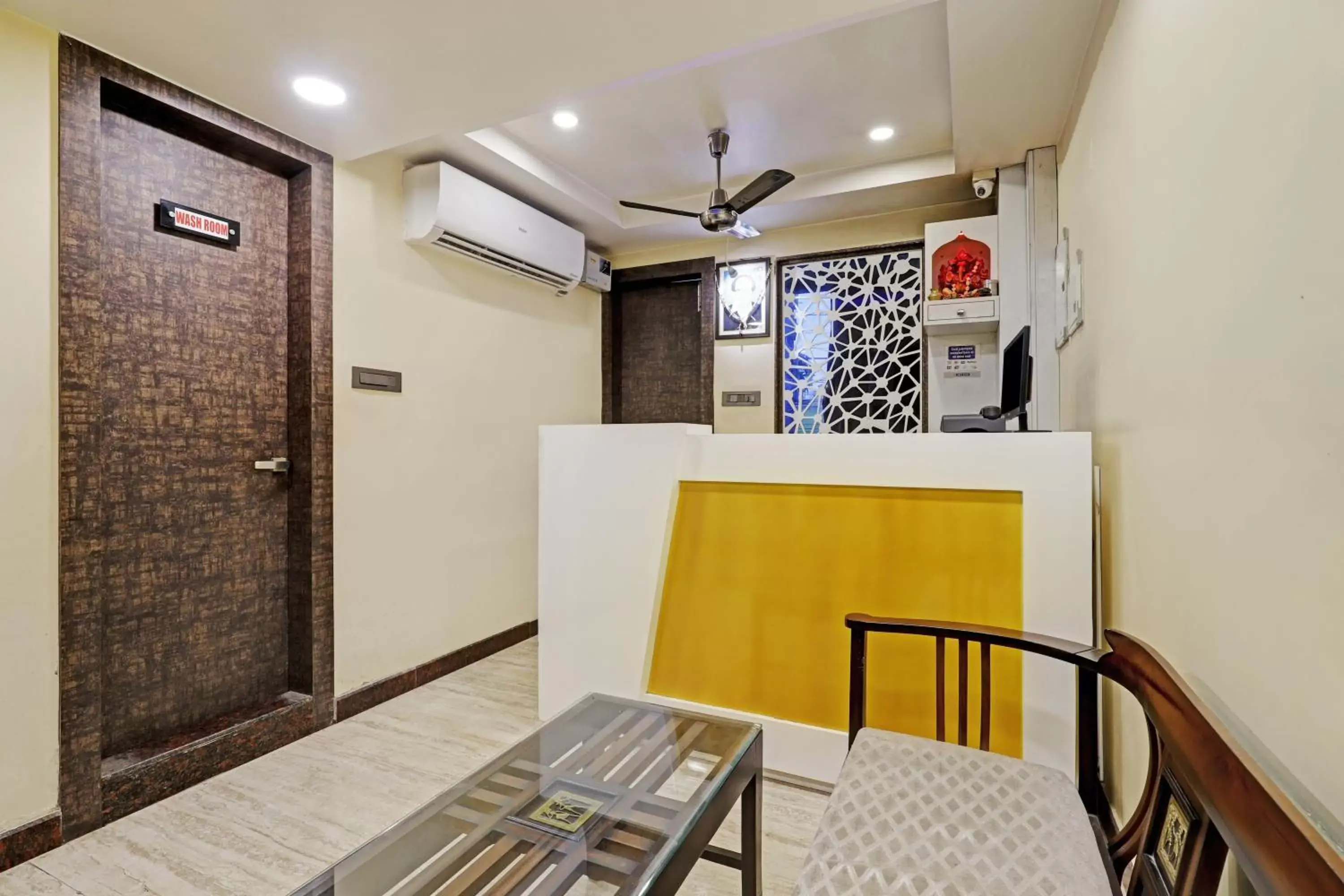 Lobby or reception in Itsy Hotels Ransu Residency Lobby or reception in Itsy Hotels Ransu Residency