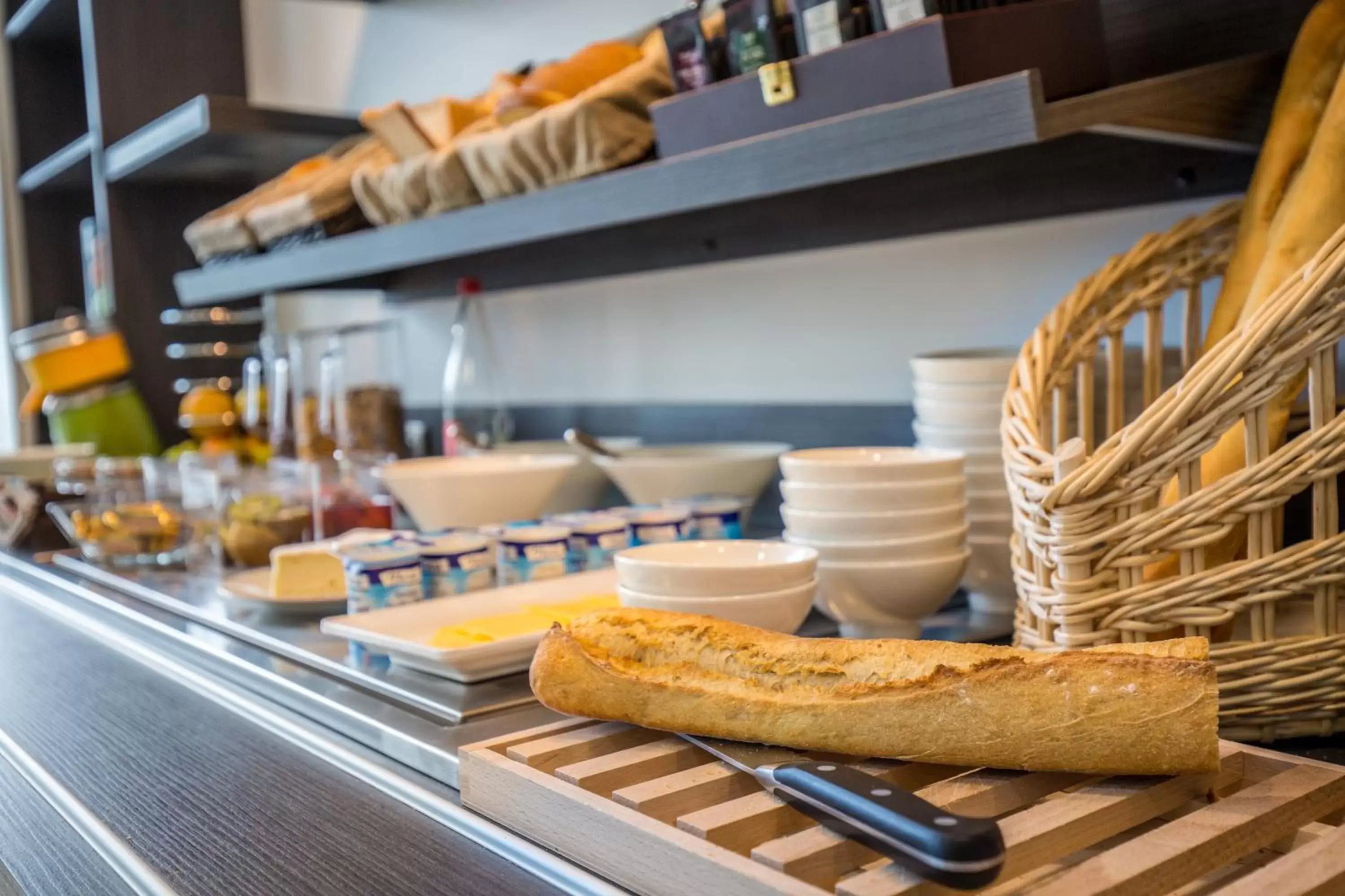 Continental breakfast, Food in Campanile Metz Centre - Gare