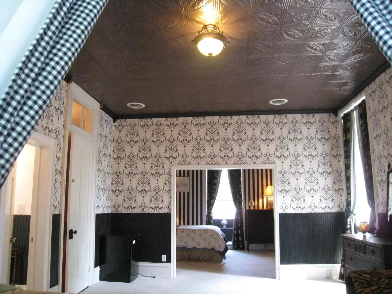 Bed in Allegheny Street Bed & Breakfast