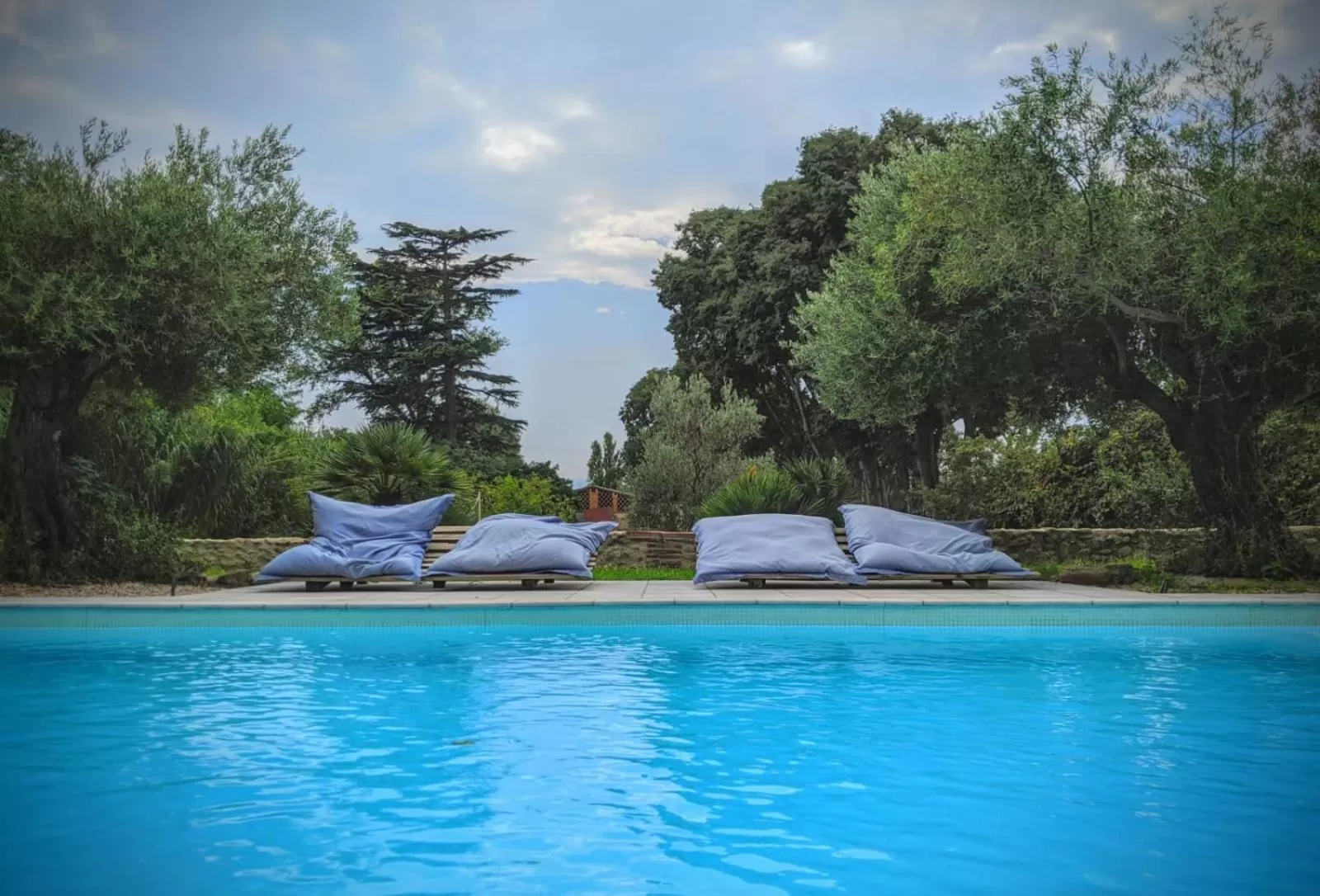 Swimming pool in Chambres d hôtes du Castell de Blés