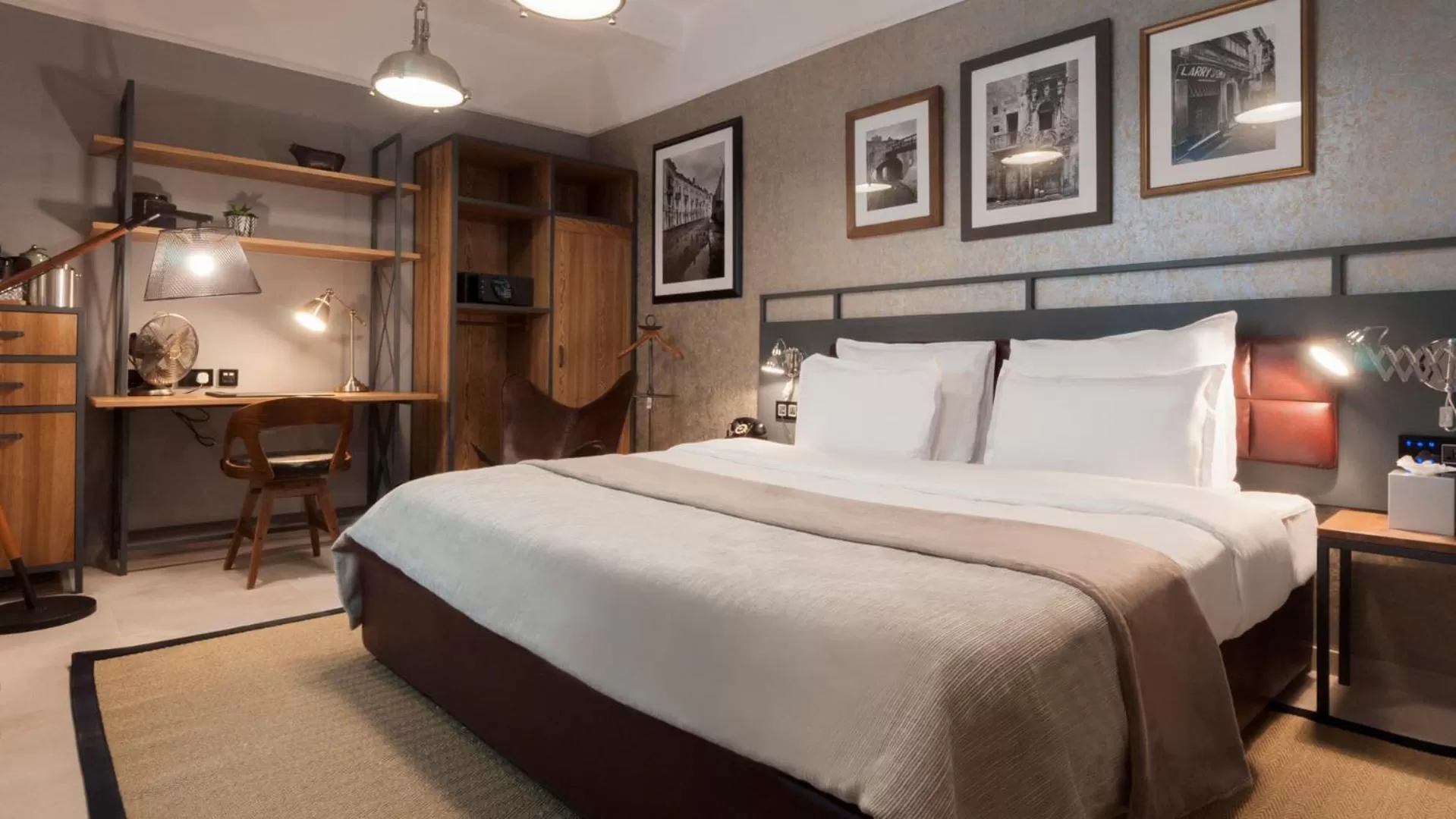 Bedroom, Bed in AX The Saint John