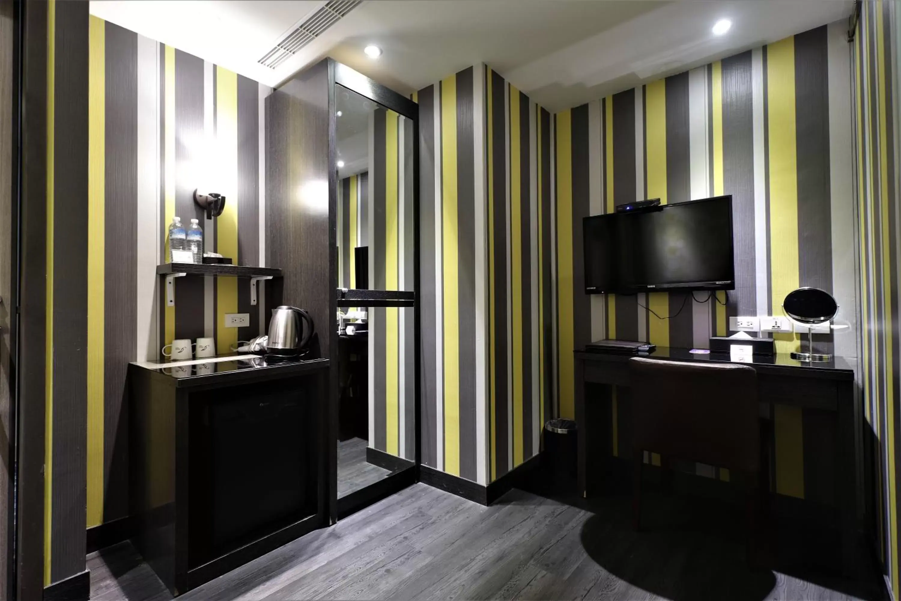 Photo of the whole room in J-HOTEL Photo of the whole room in J-HOTEL