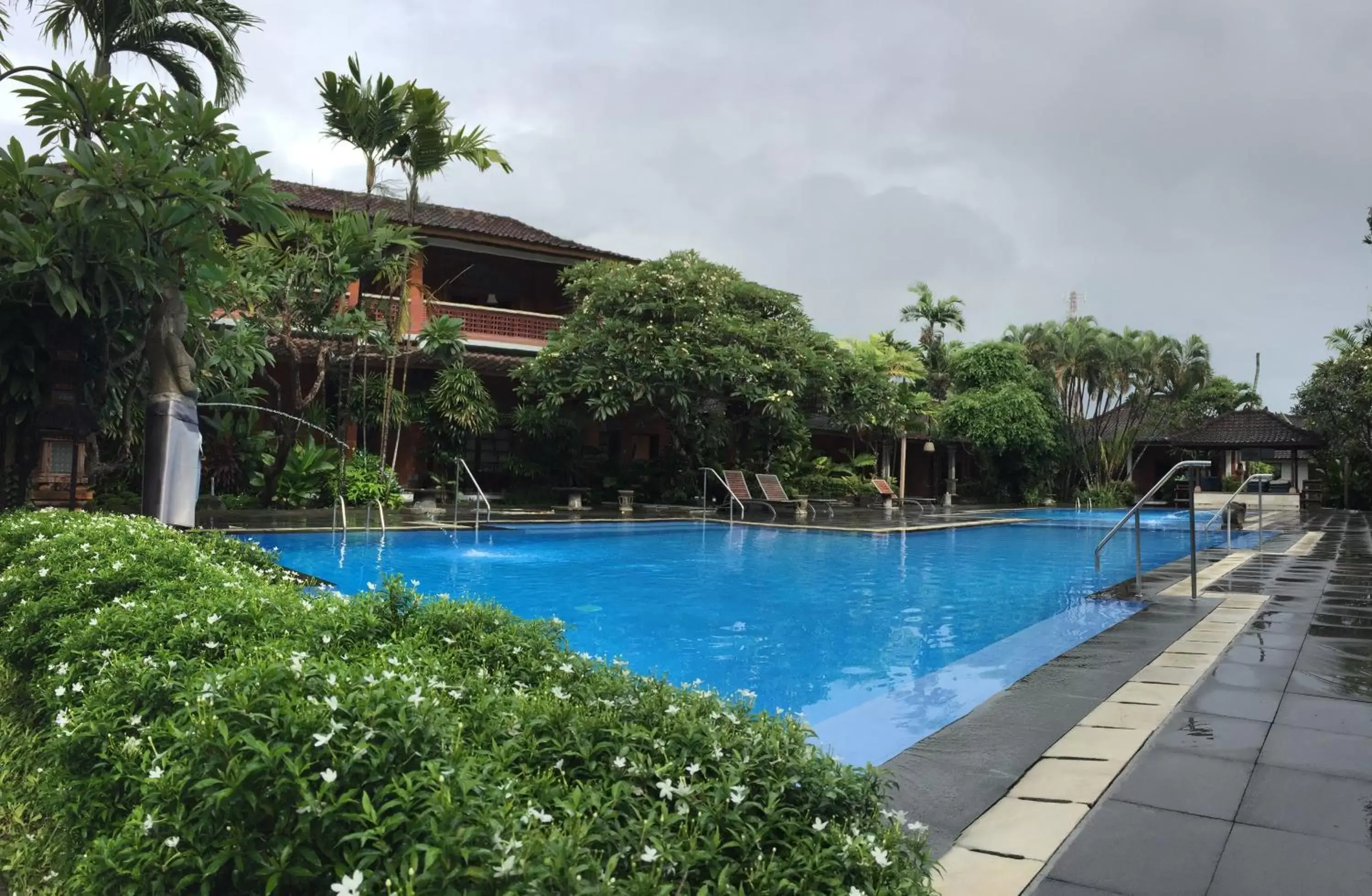 Swimming Pool in Bumi Ayu Bungalow Sanur