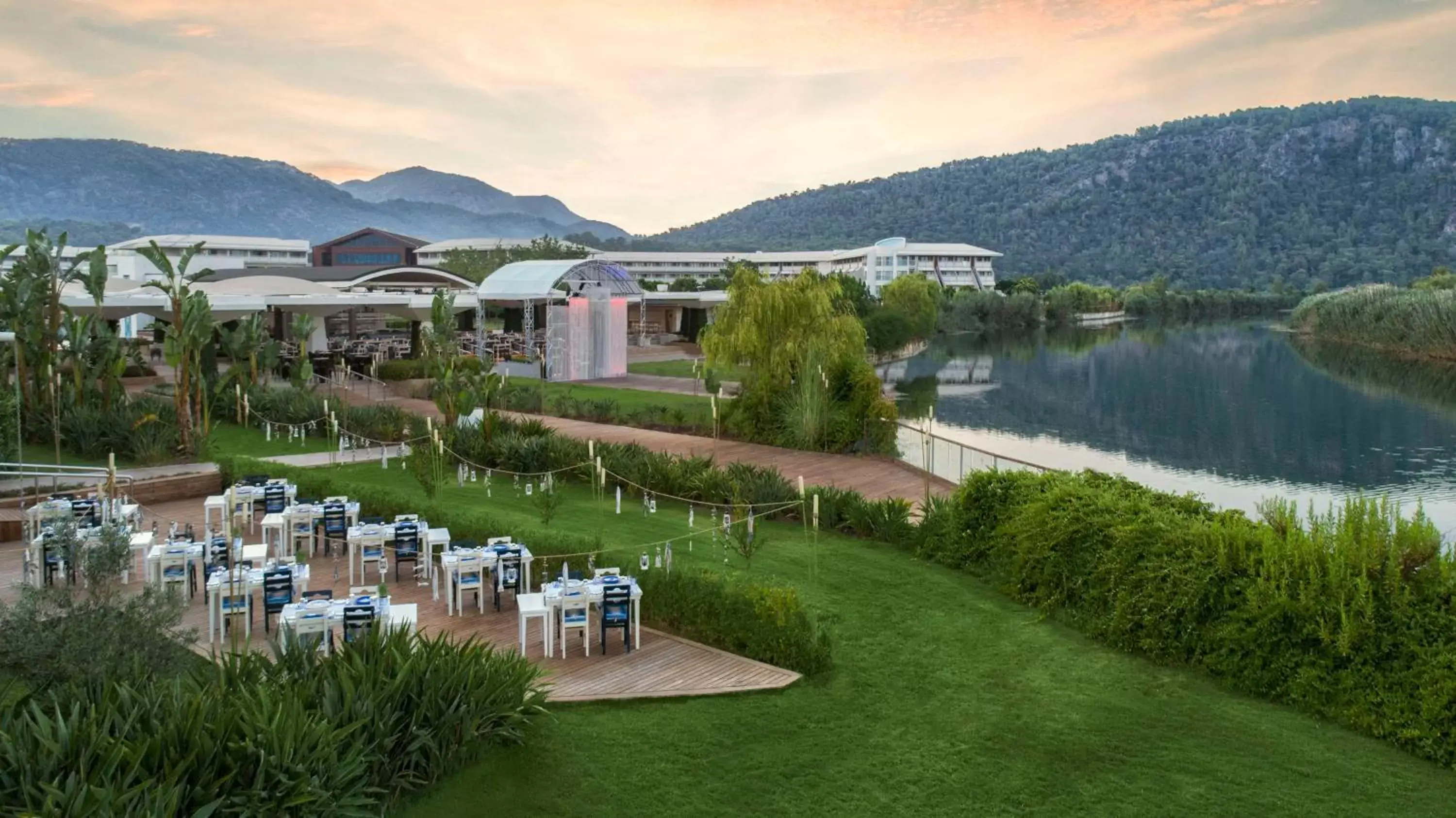 Restaurant/places to eat in Hilton Dalaman Sarigerme Resort & Spa Restaurant/places to eat in Hilton Dalaman Sarigerme Resort & Spa