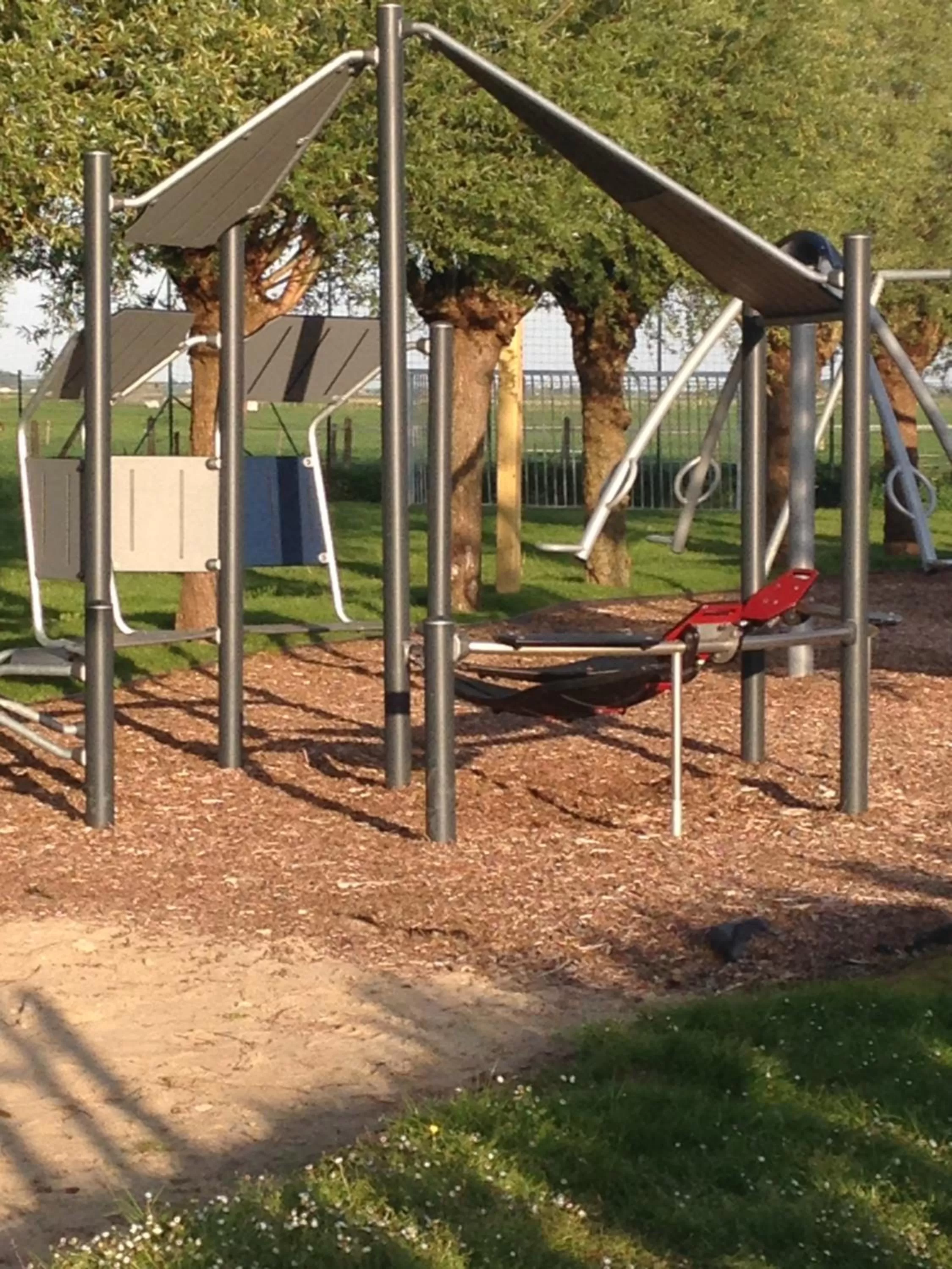 Children play ground in B&B 't Hemelbedje