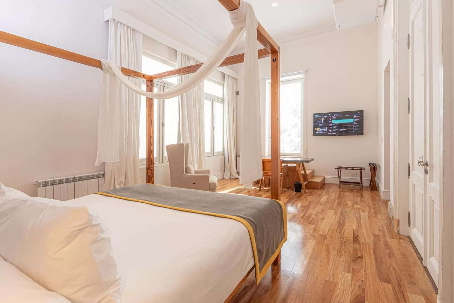 Deluxe Suite in Cassa Lepage Art Hotel Buenos Aires