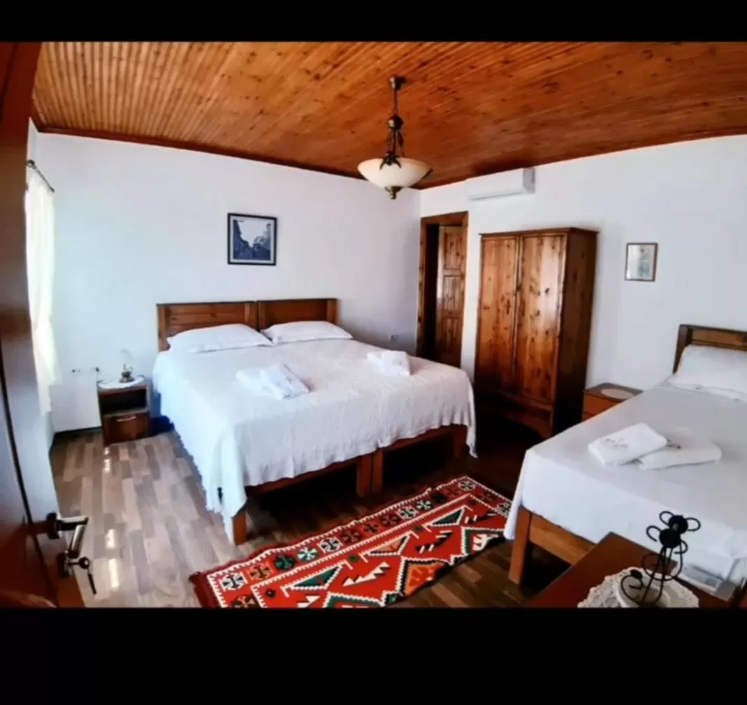 Bed in Guest House J.Prifti