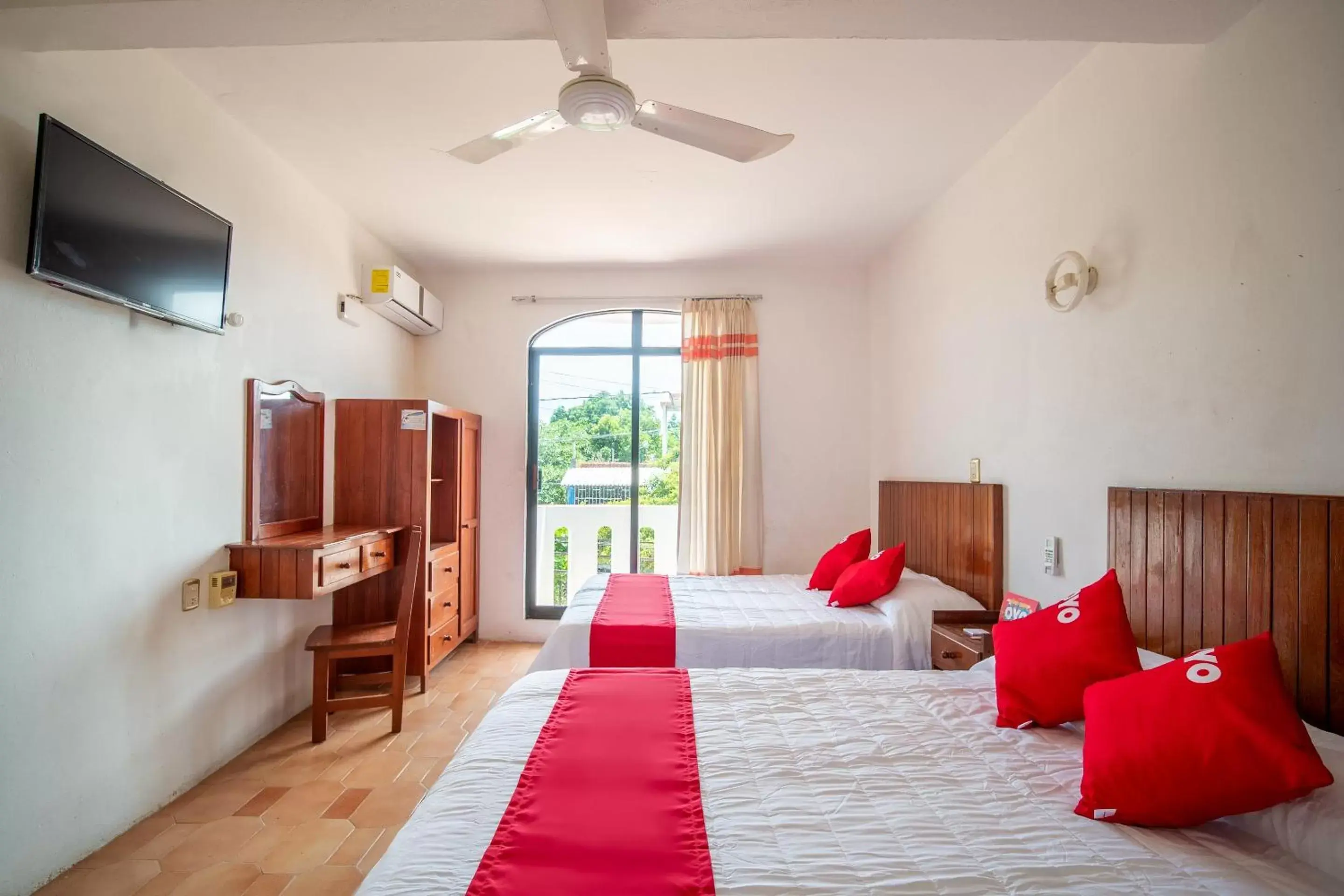 Bedroom in OYO Hotel Arena Surf, Puerto Escondido