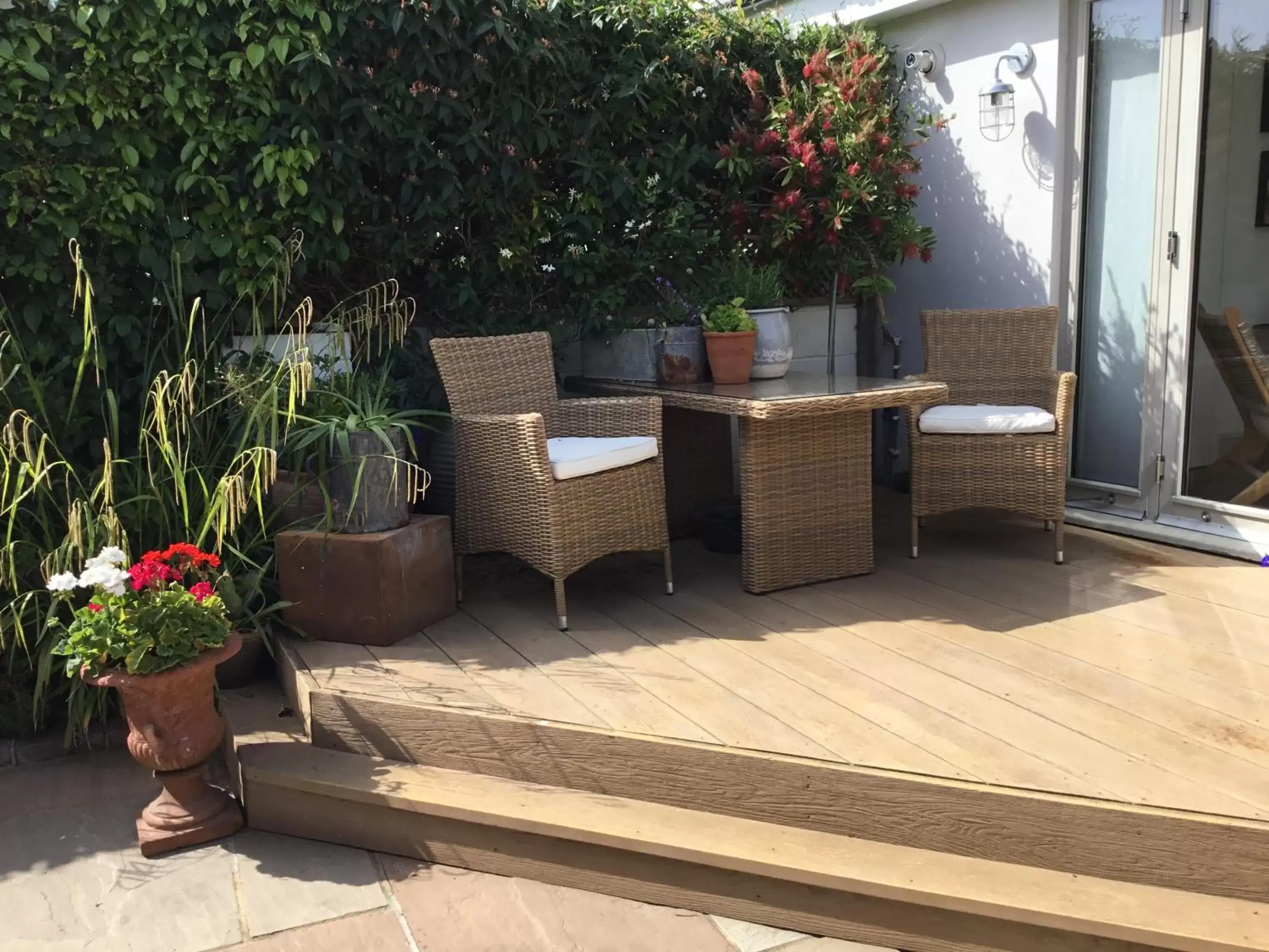 Seating area, Patio/Outdoor Area in NUMBER 19 Chichester B&B