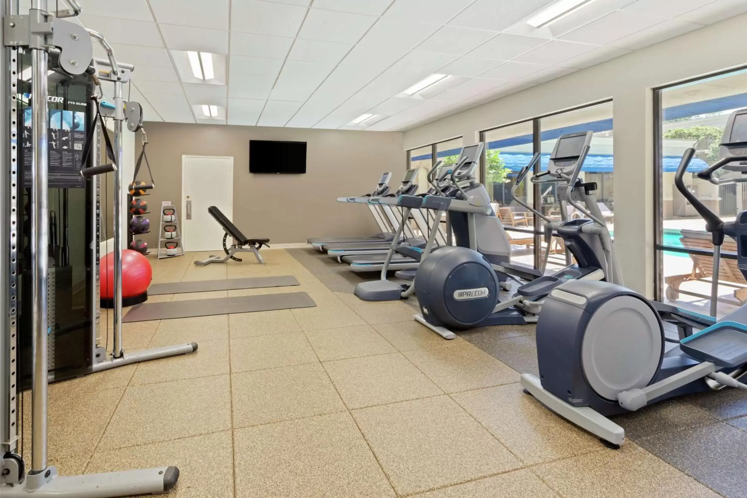 Fitness centre/facilities, Fitness Center/Facilities in Hilton Jackson